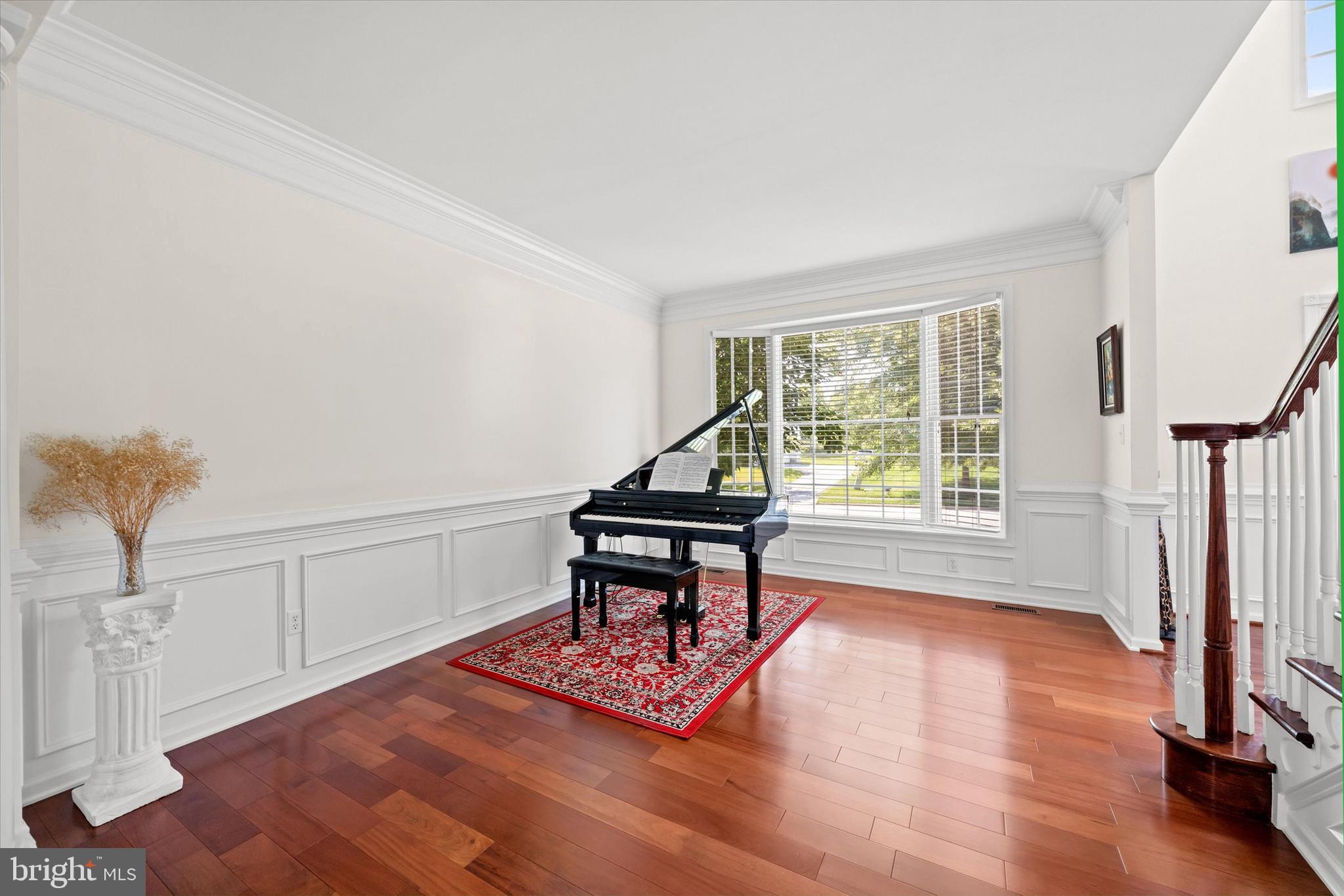 RED LION CHASE - Residential