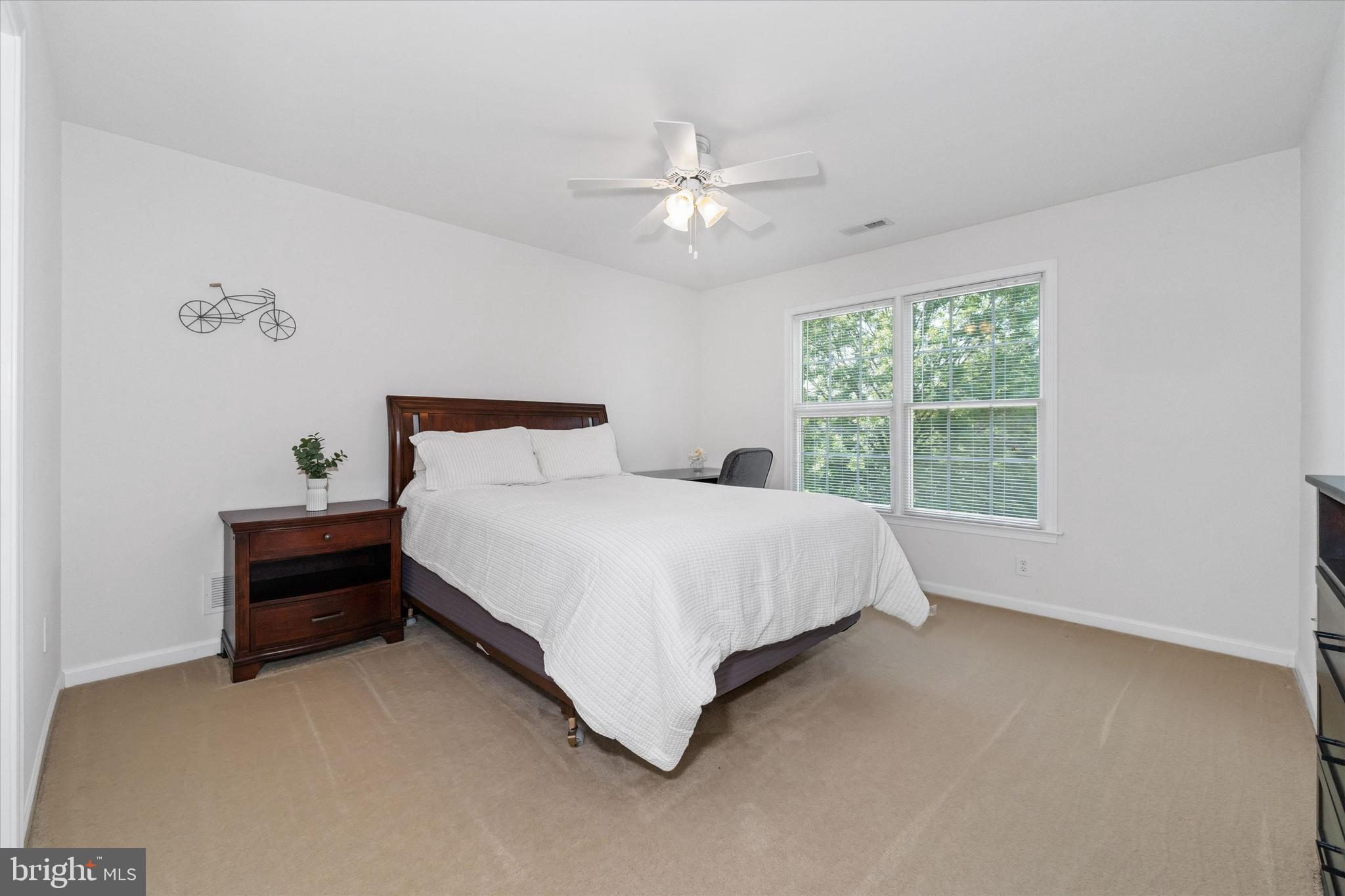 RED LION CHASE - Residential