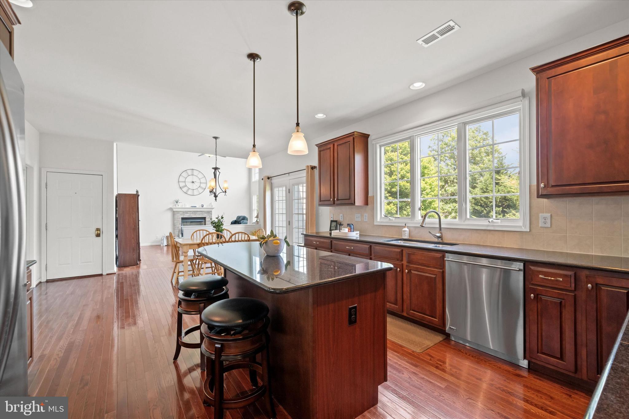 RED LION CHASE - Residential