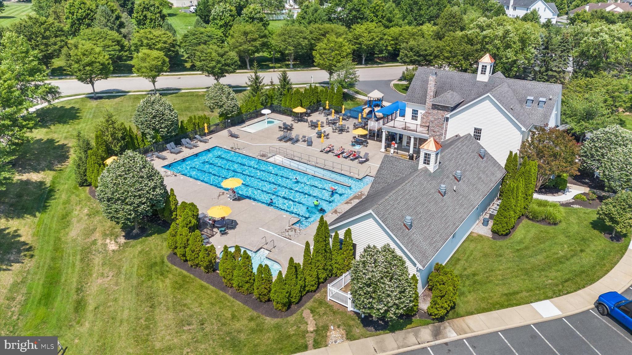 RED LION CHASE - Residential