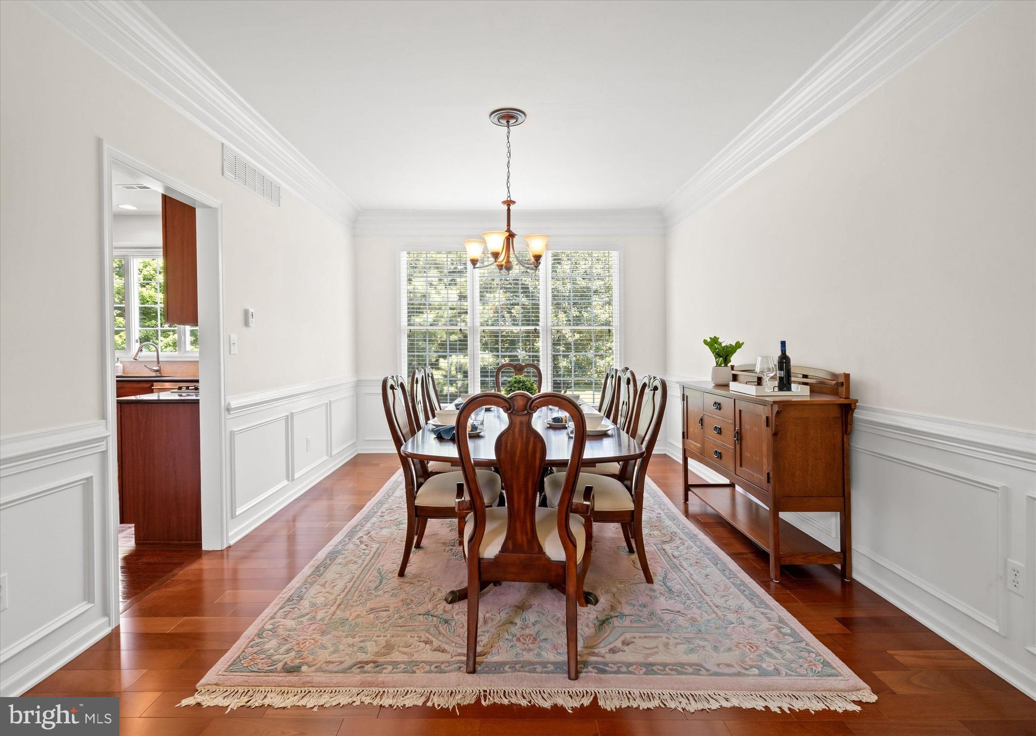 RED LION CHASE - Residential