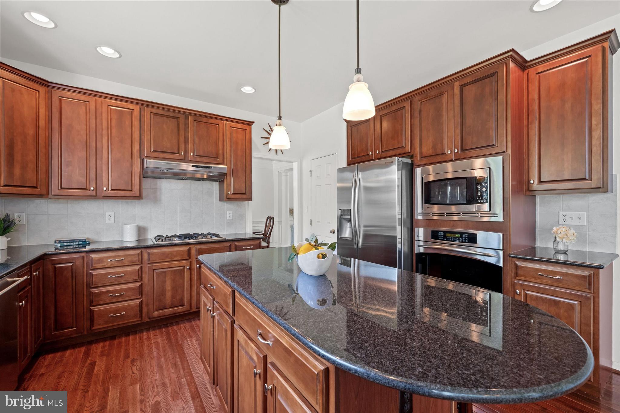 RED LION CHASE - Residential