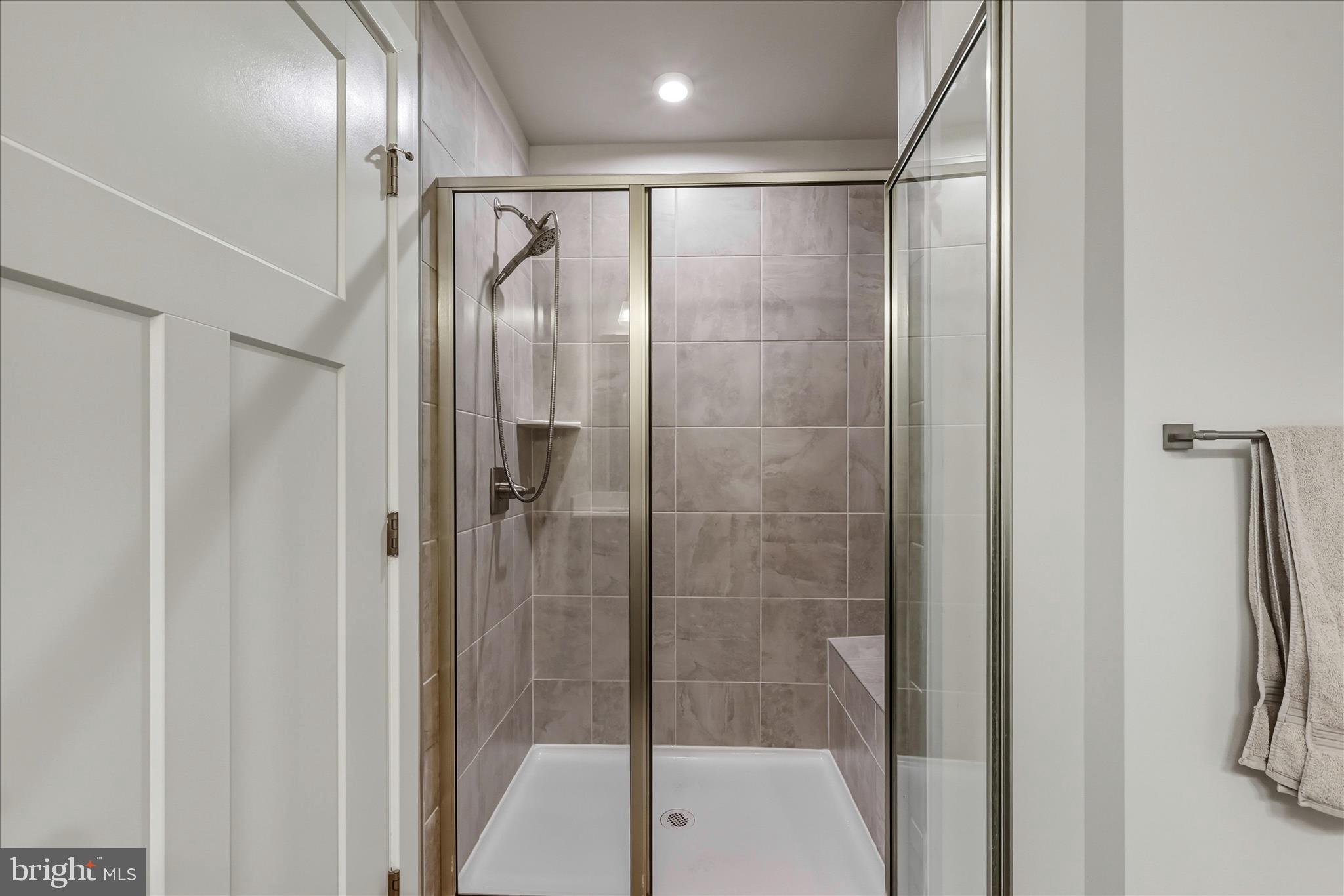 WINCHESTER LANDING - Residential