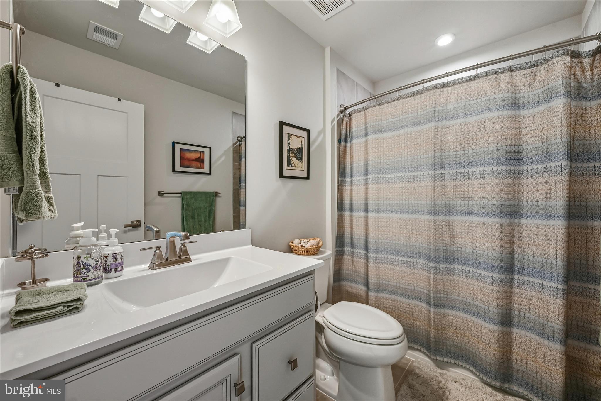 WINCHESTER LANDING - Residential