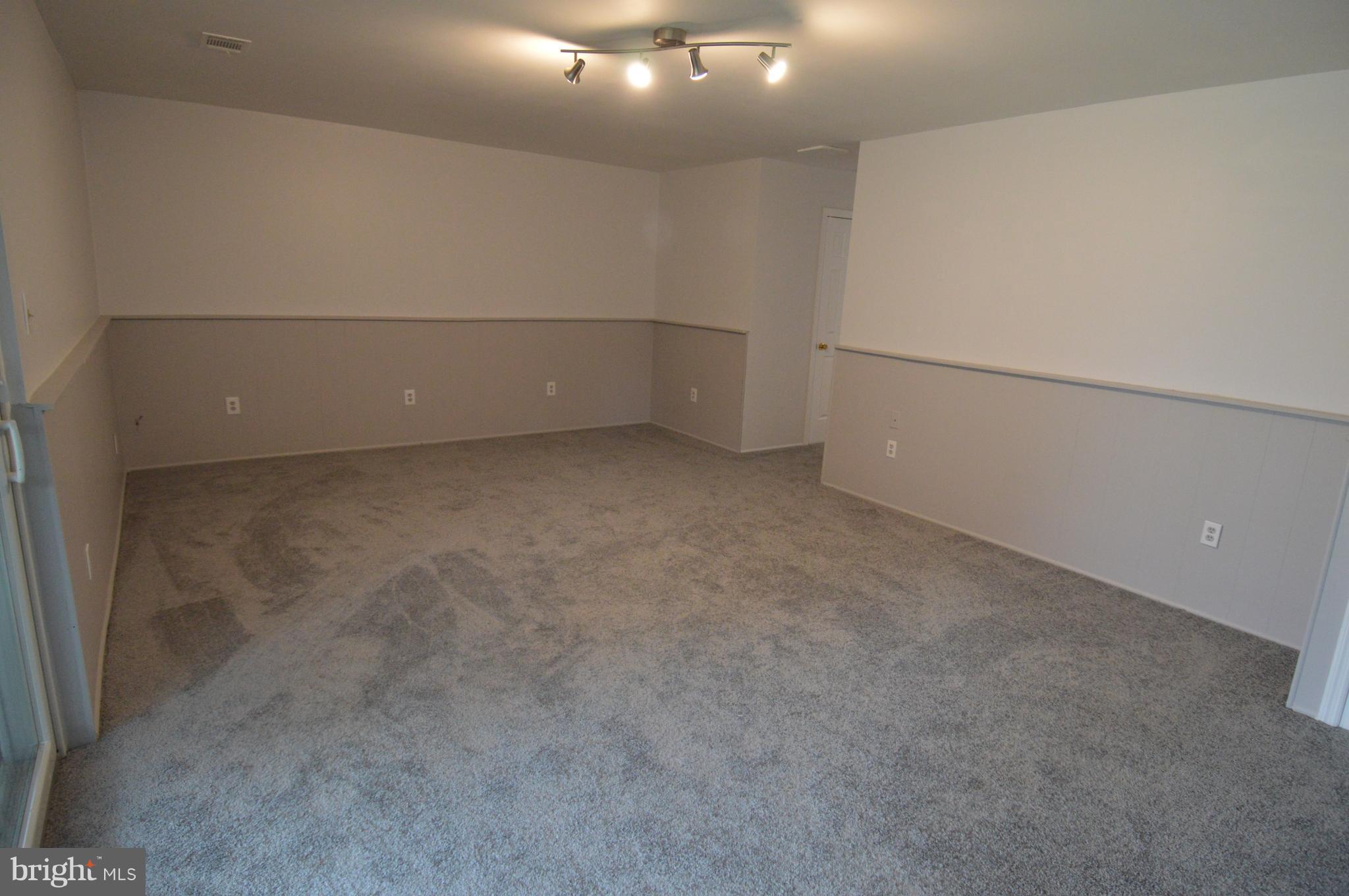 HINES ESTATES - Residential