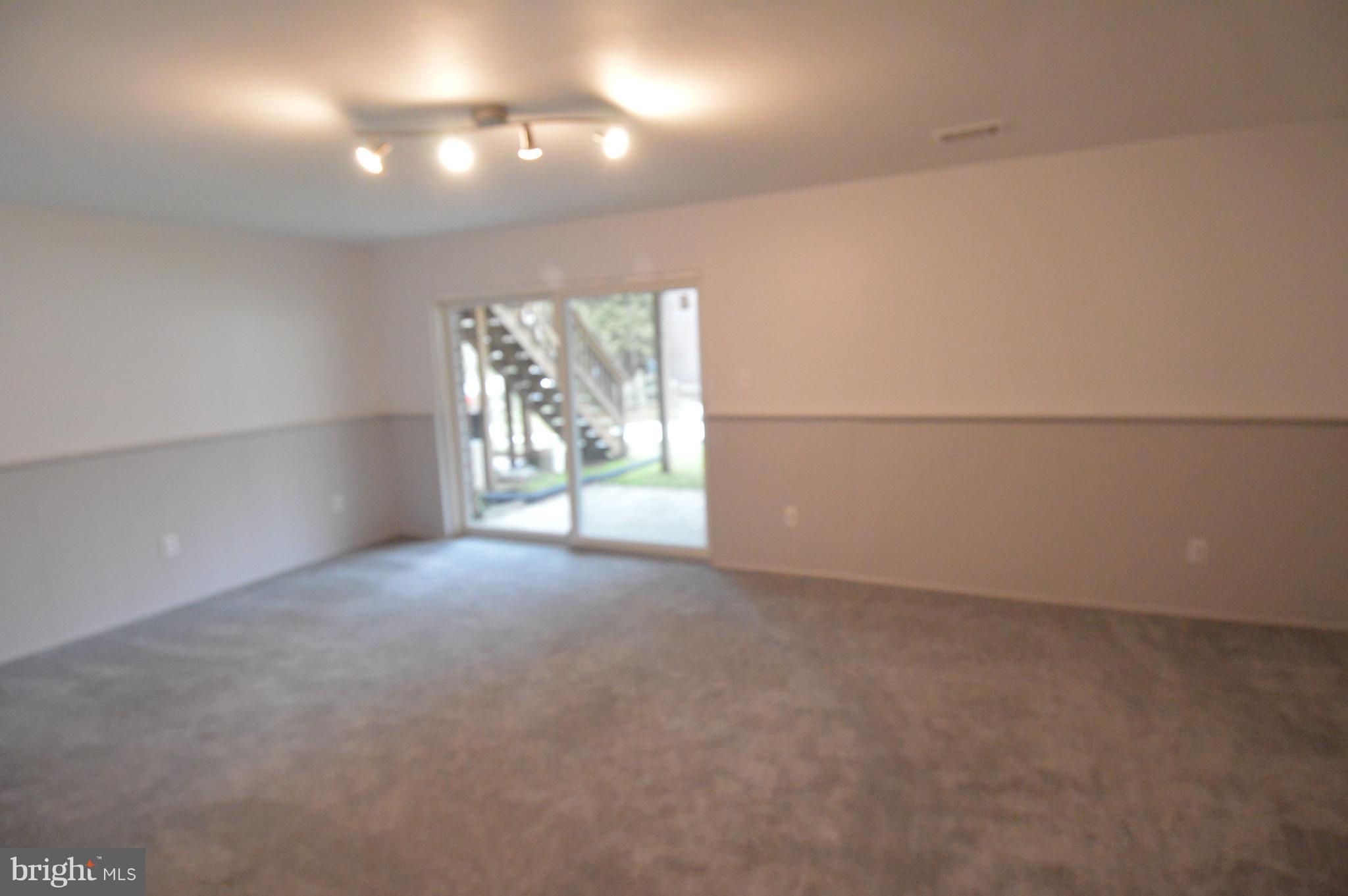 HINES ESTATES - Residential