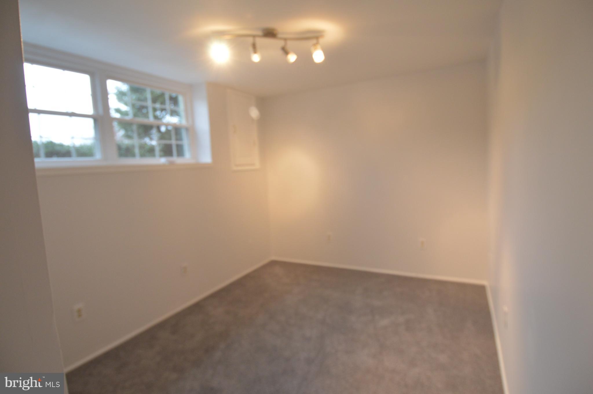 HINES ESTATES - Residential