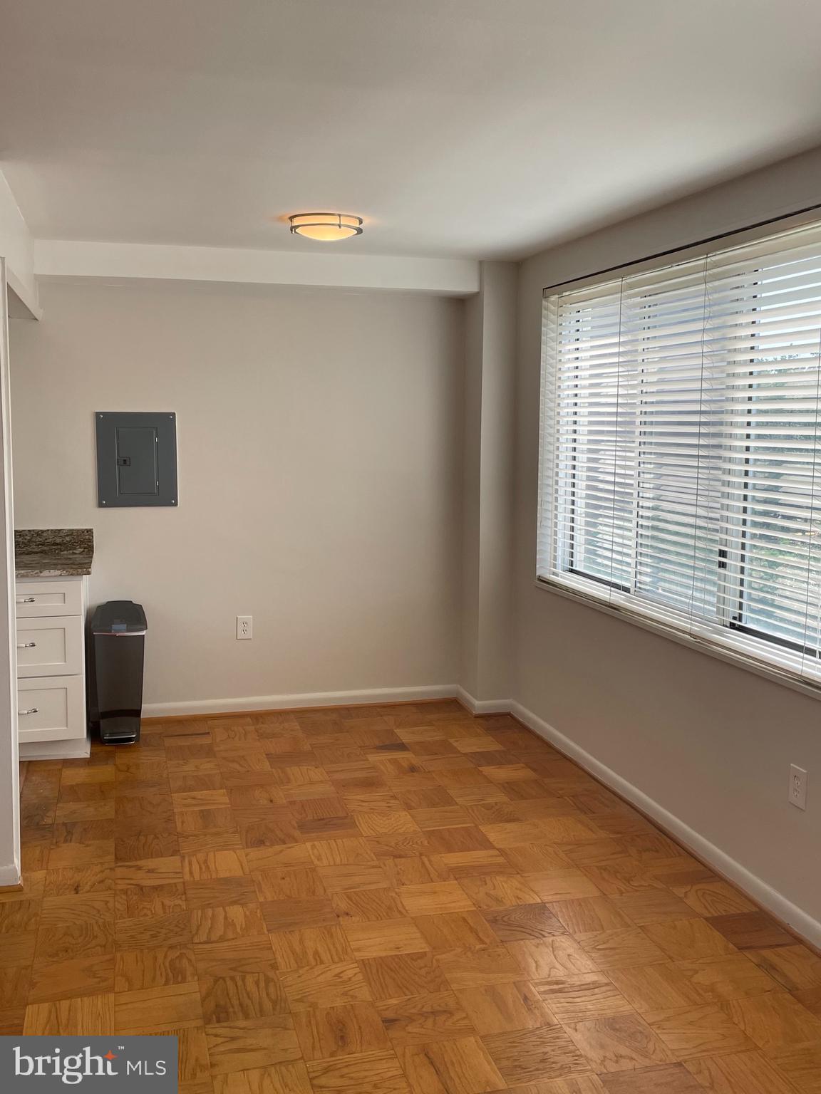 GROSVENOR - Residential Lease