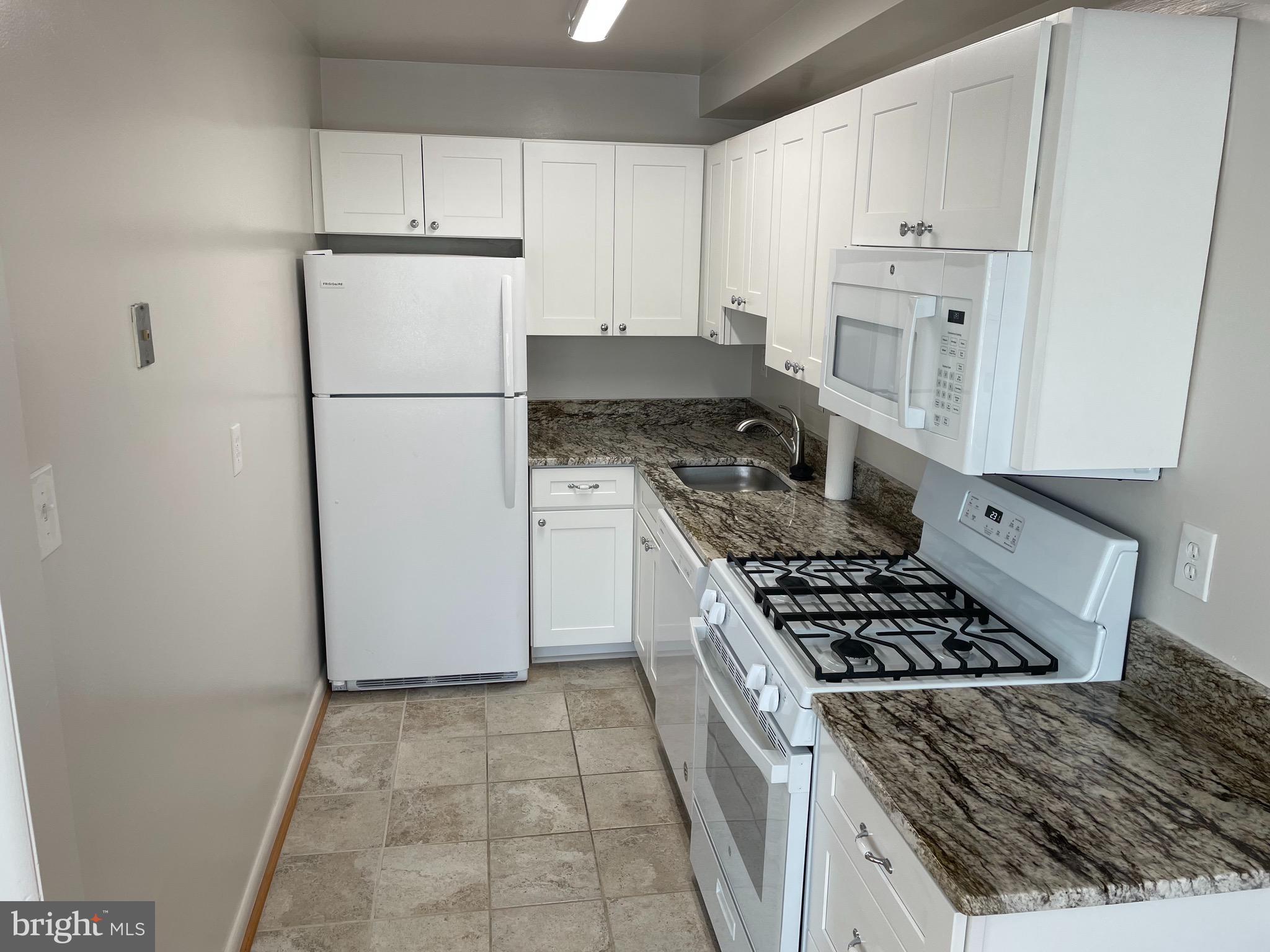 GROSVENOR - Residential Lease