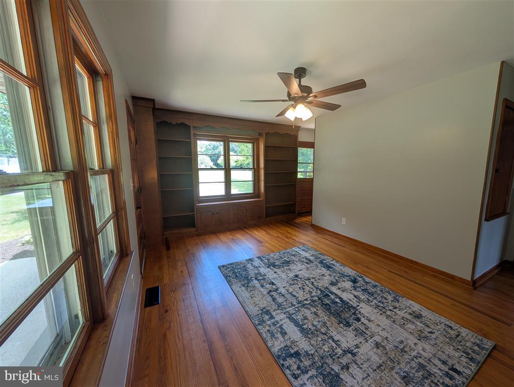17228 MONROVIA LOOP