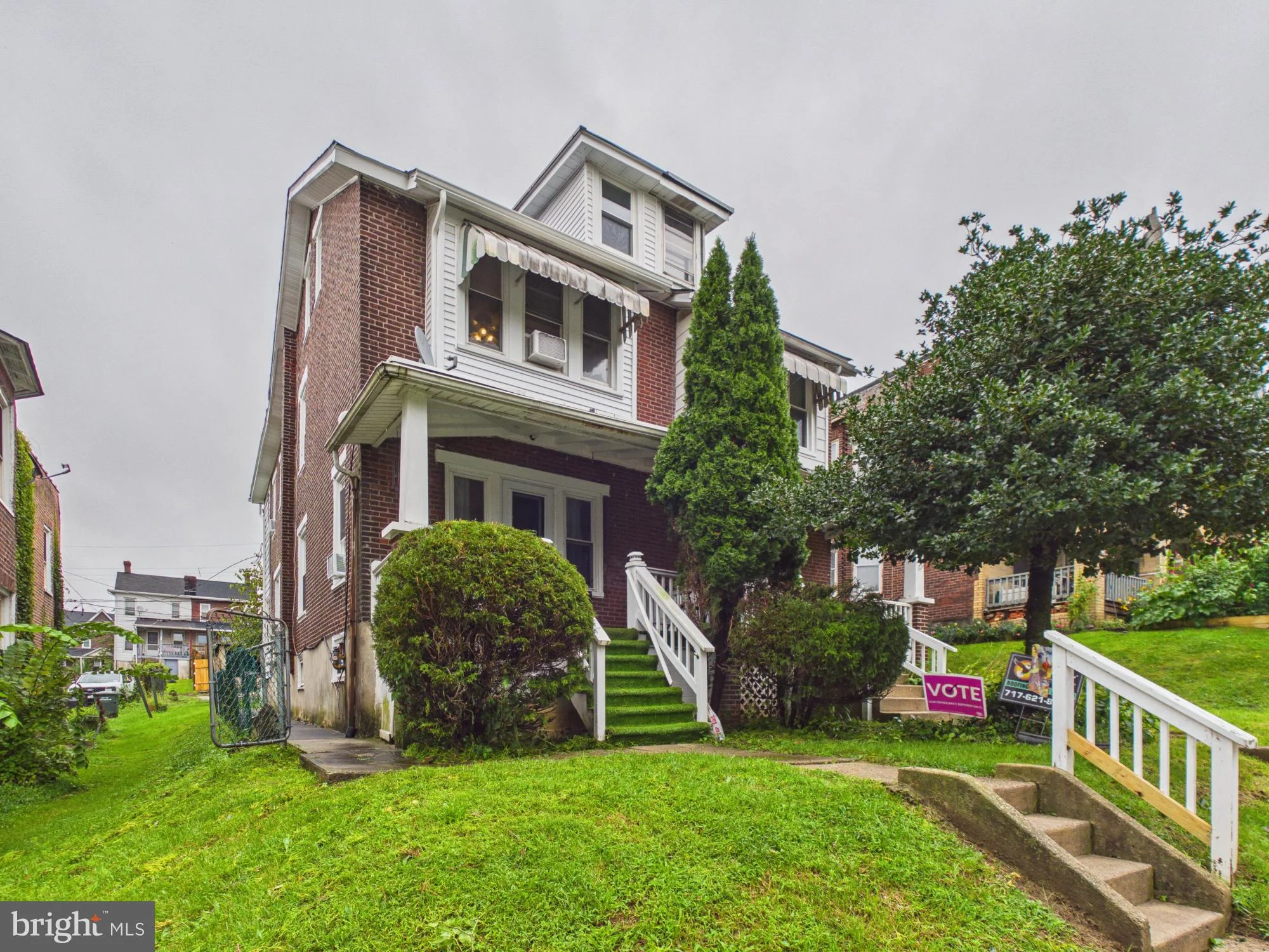 129 S 3rd Avenue, Coatesville, PA, 19320