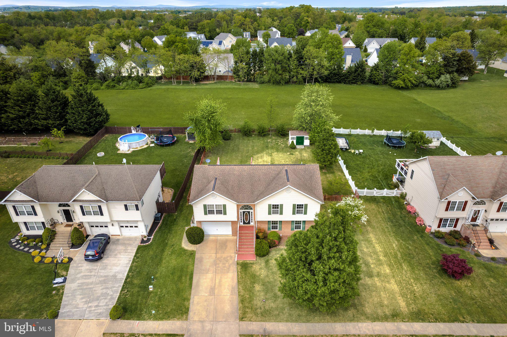 RED FOX RUN - Residential