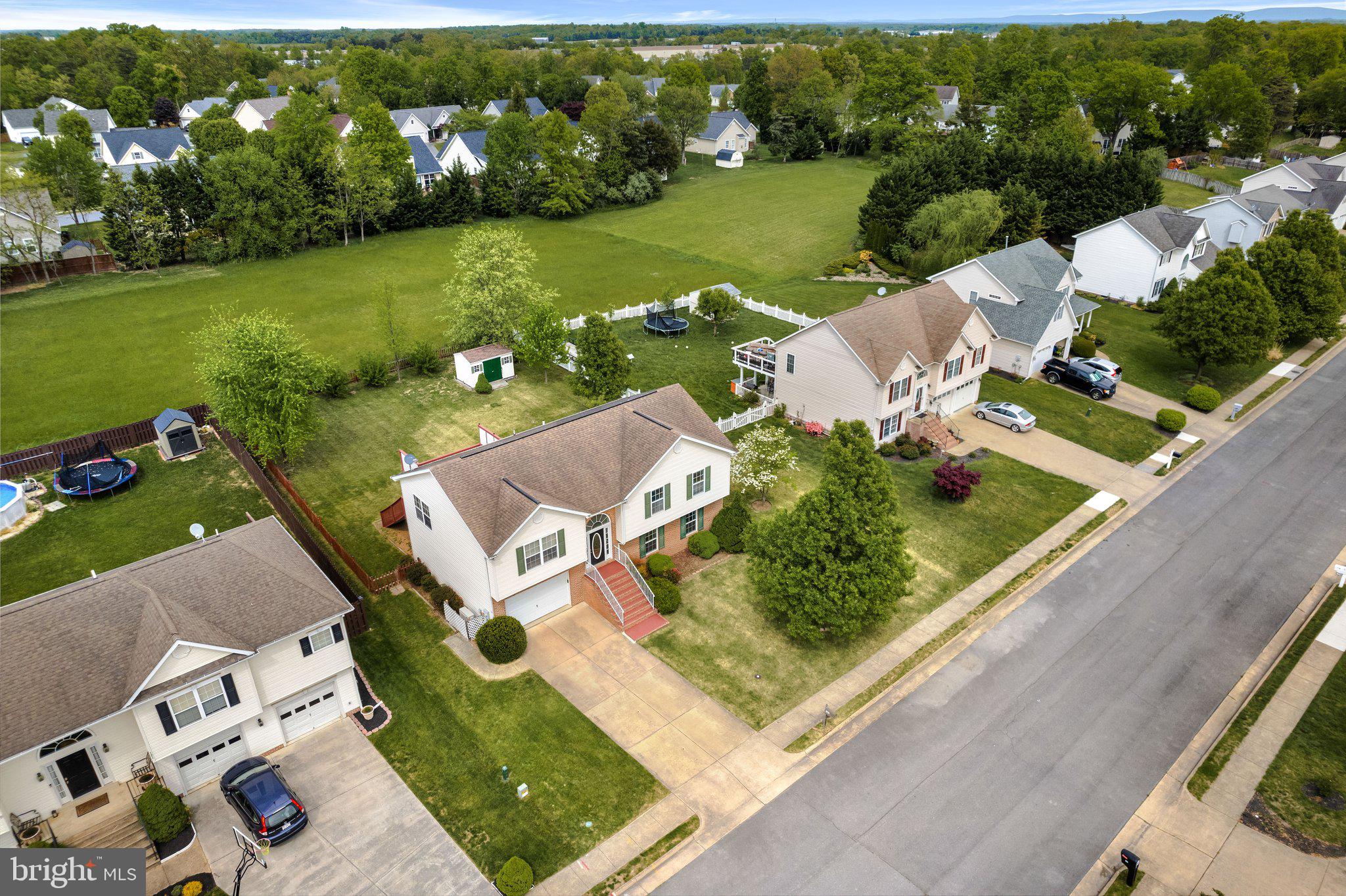 RED FOX RUN - Residential