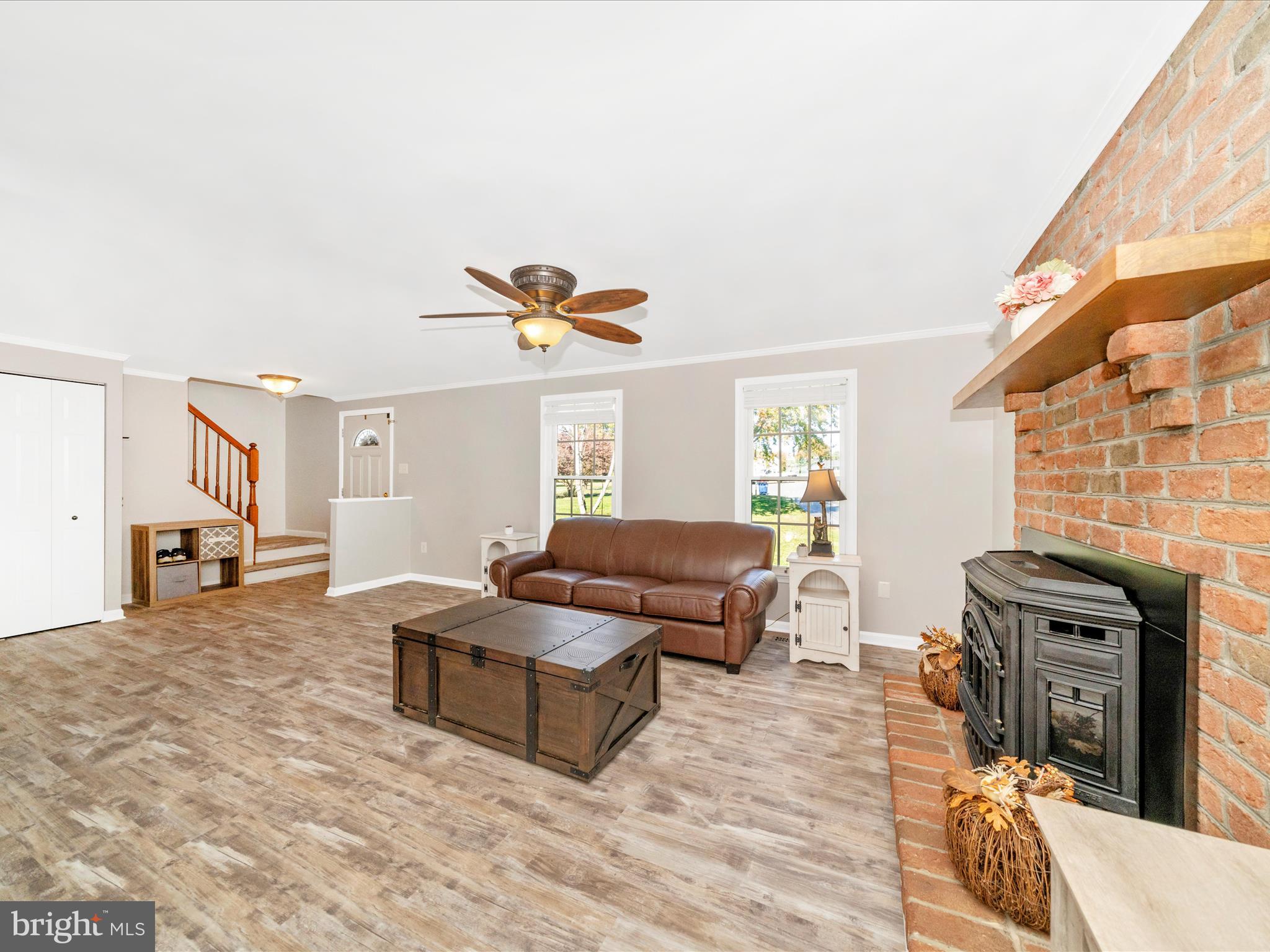 NEW DESIGN ACRES - Residential