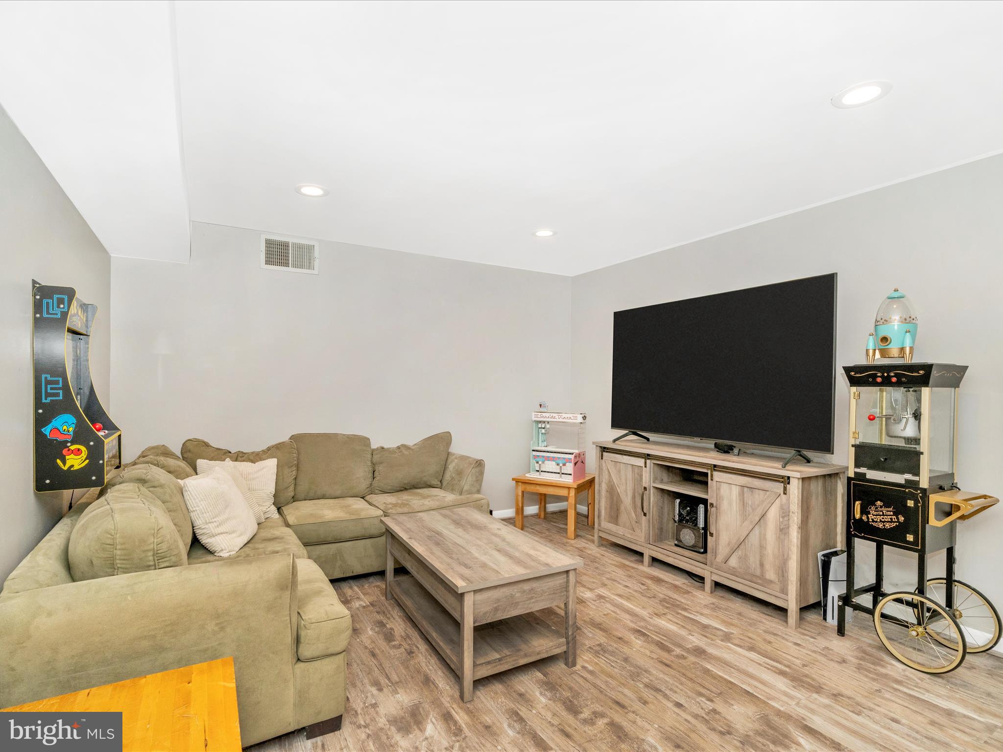 NEW DESIGN ACRES - Residential