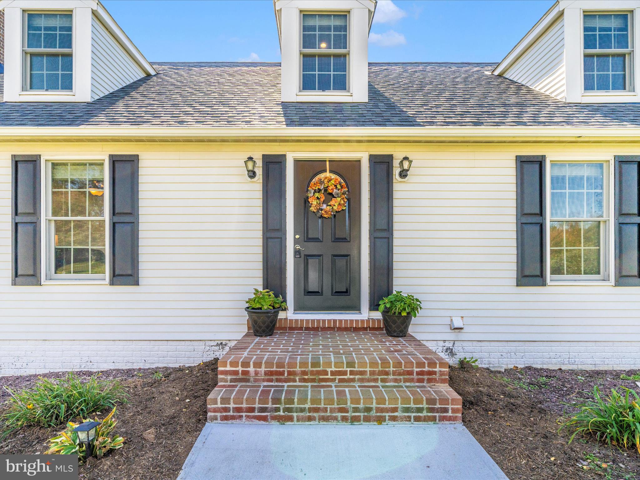 NEW DESIGN ACRES - Residential