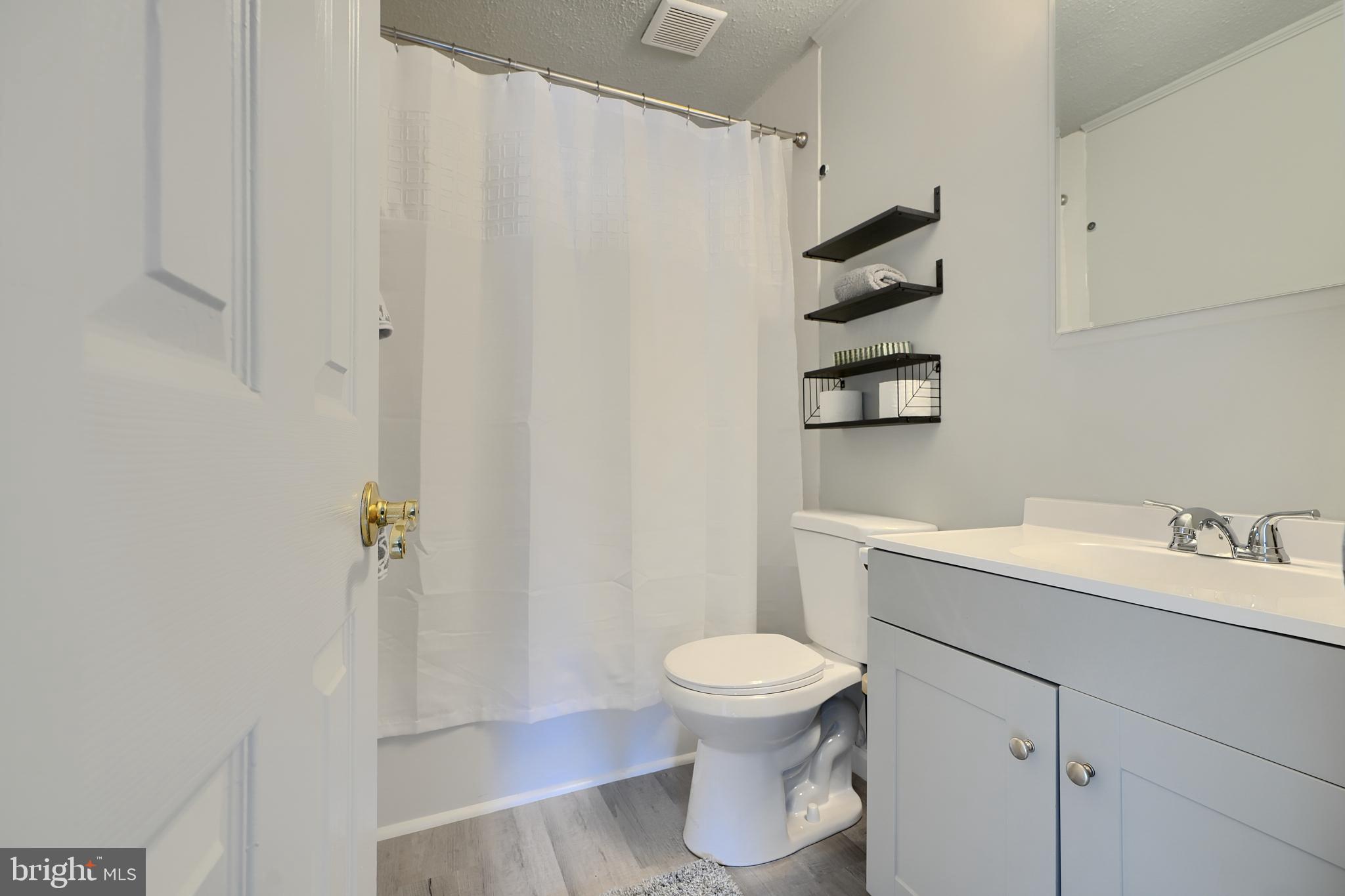 LINTHICUM HEIGHTS - Residential Lease