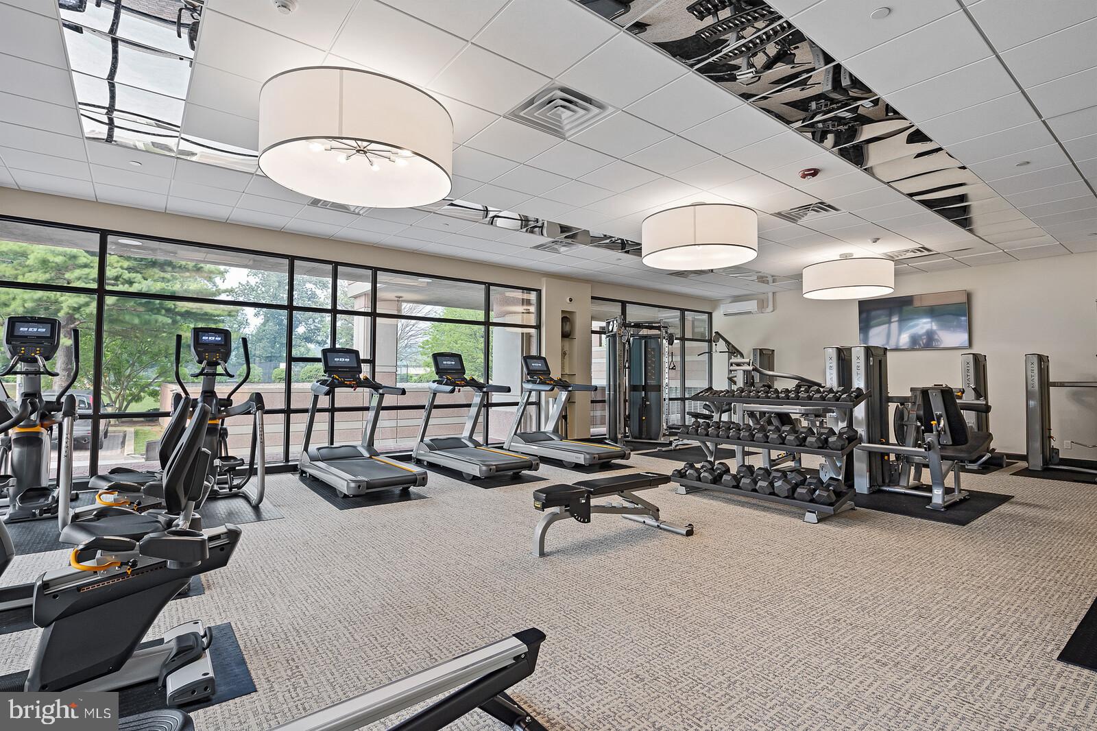 PARK PLAZA - Residential