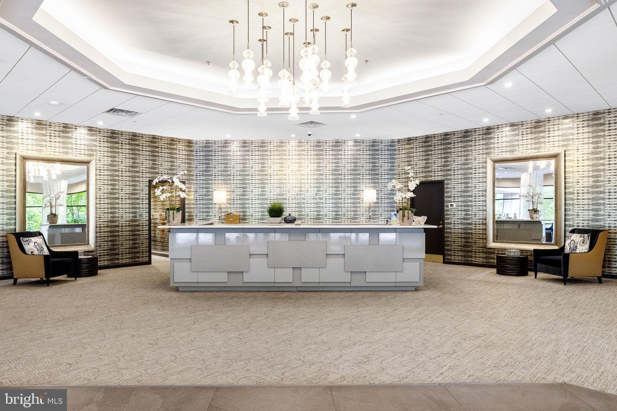 PARK PLAZA - Residential