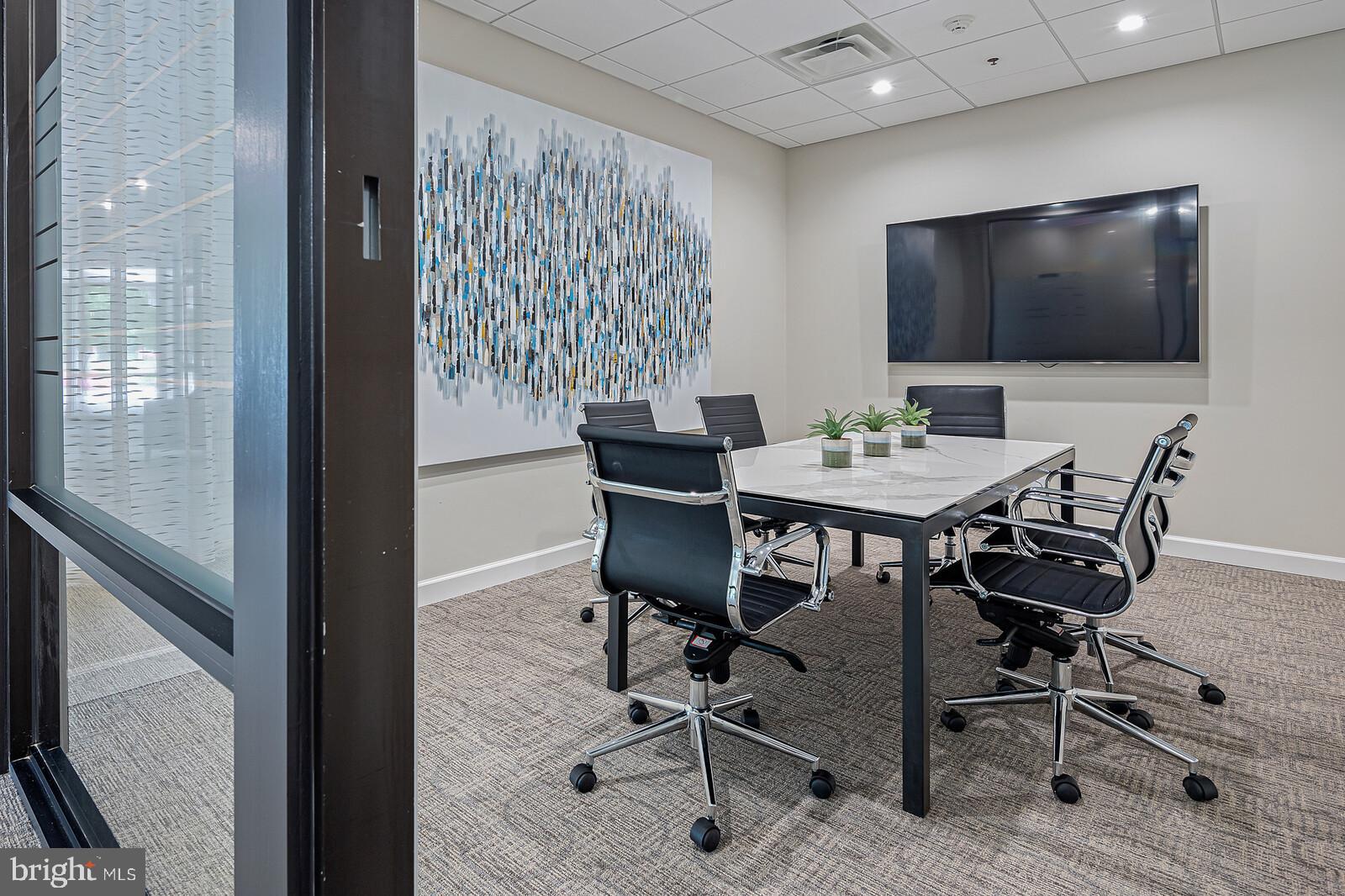 PARK PLAZA - Residential