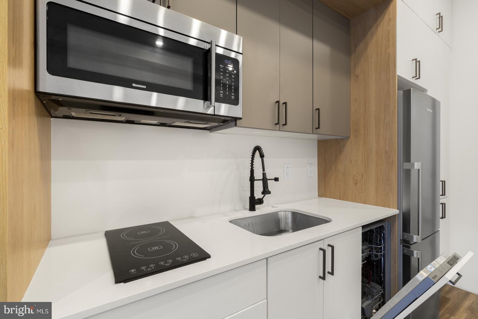 EAST KENSINGTON - Residential Lease