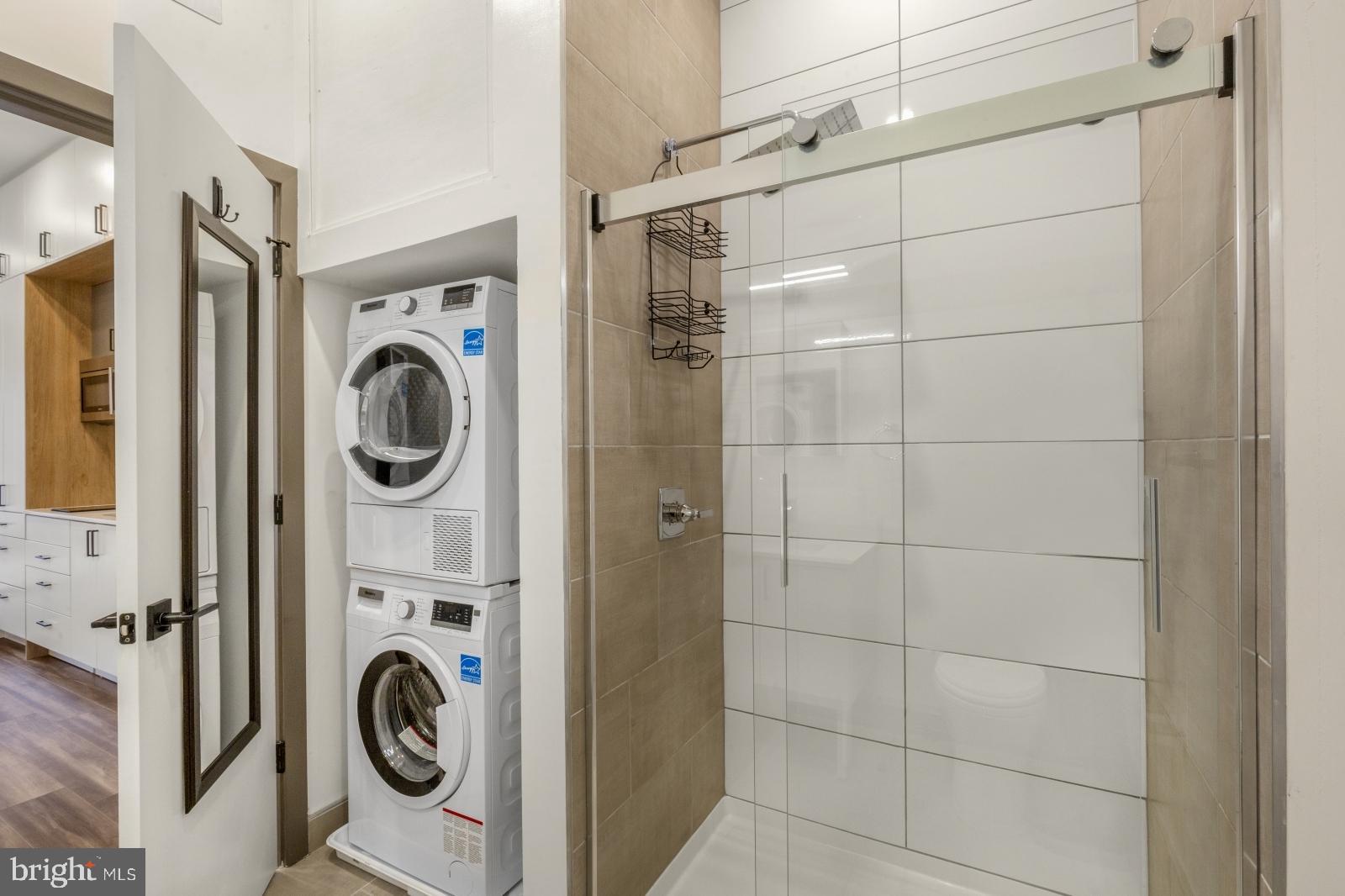 EAST KENSINGTON - Residential Lease