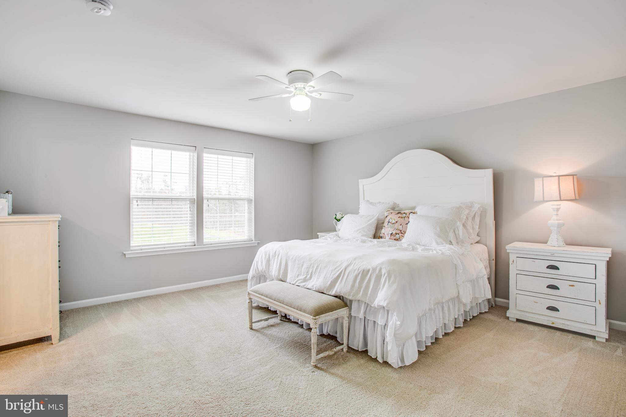 SHELTON WOODS - Residential