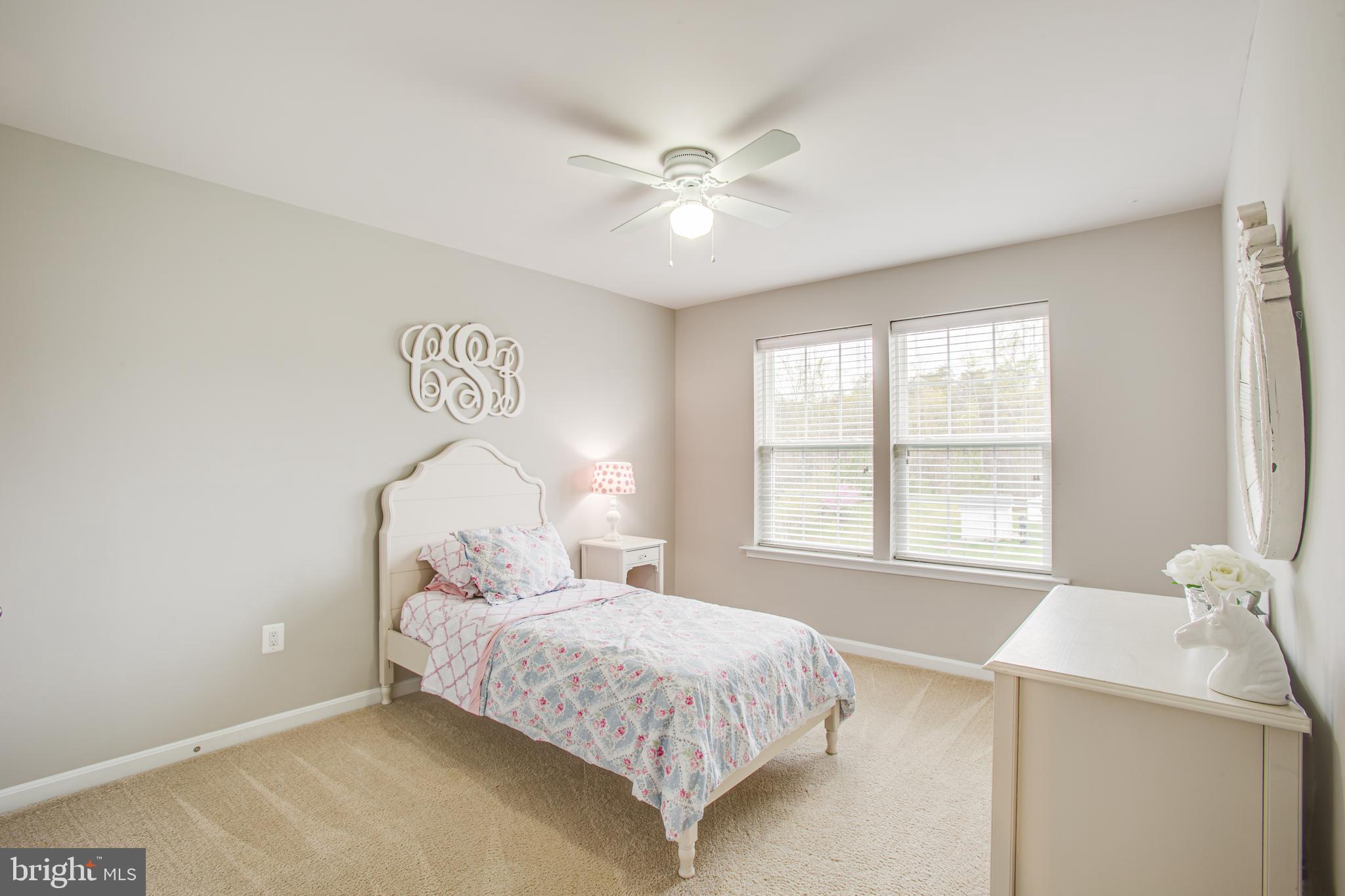 SHELTON WOODS - Residential