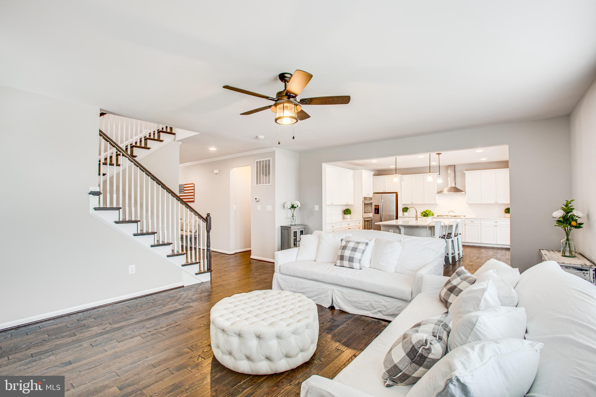 SHELTON WOODS - Residential