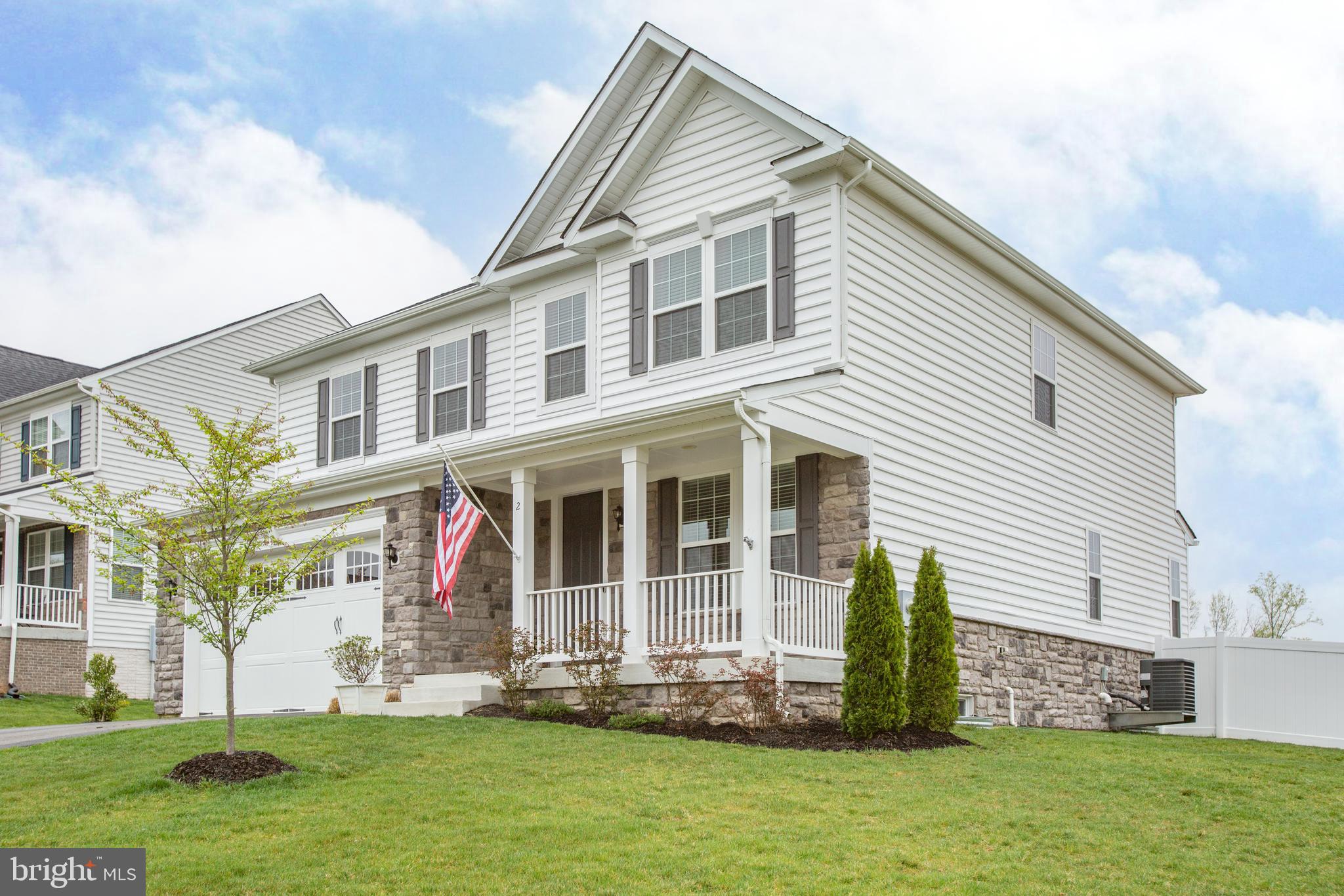 SHELTON WOODS - Residential