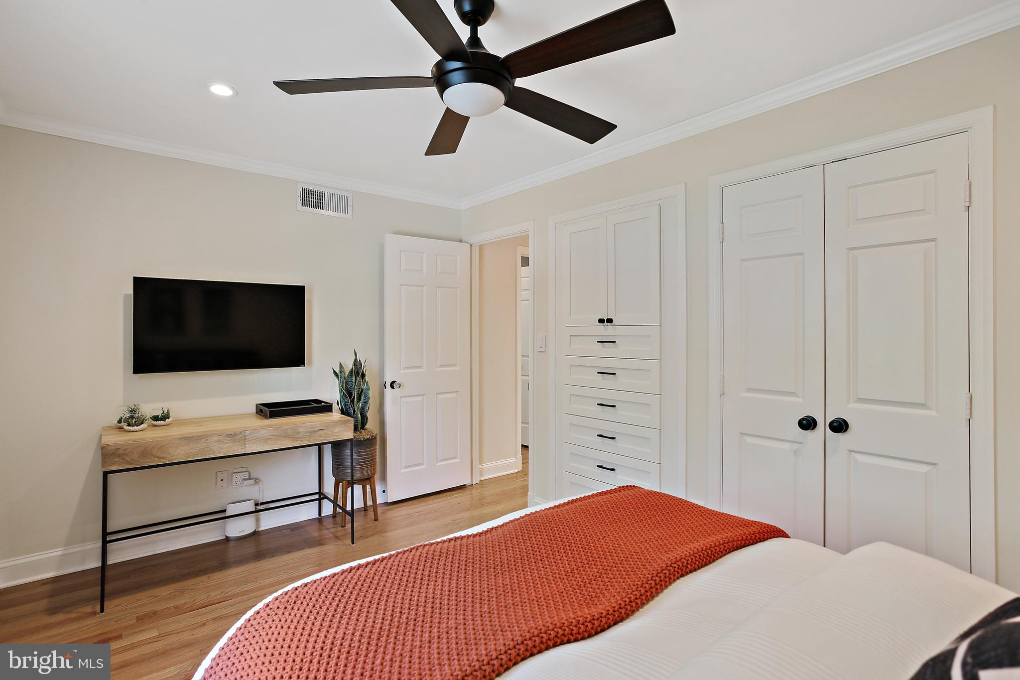 RUXTON - Residential