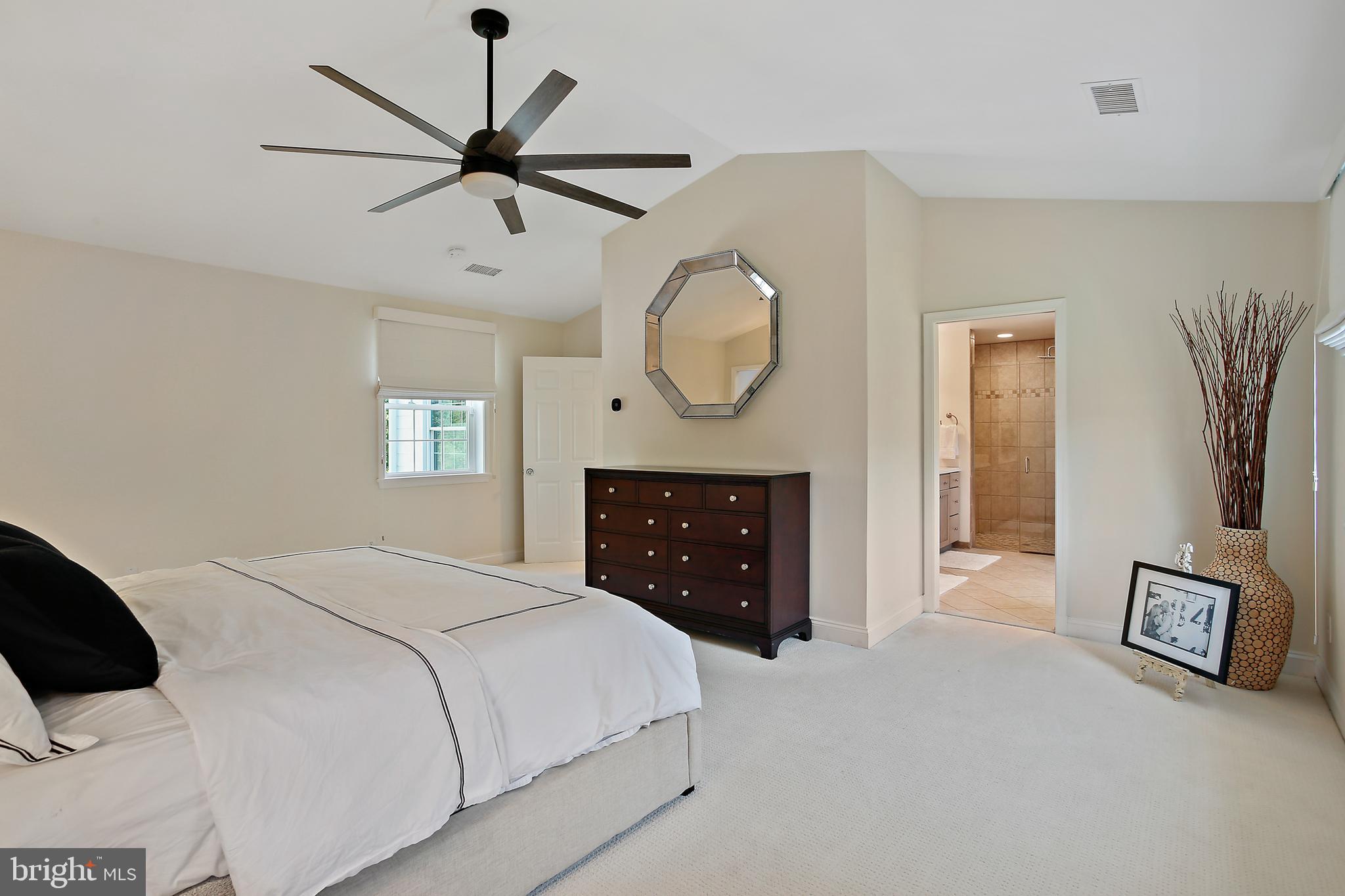 RUXTON - Residential