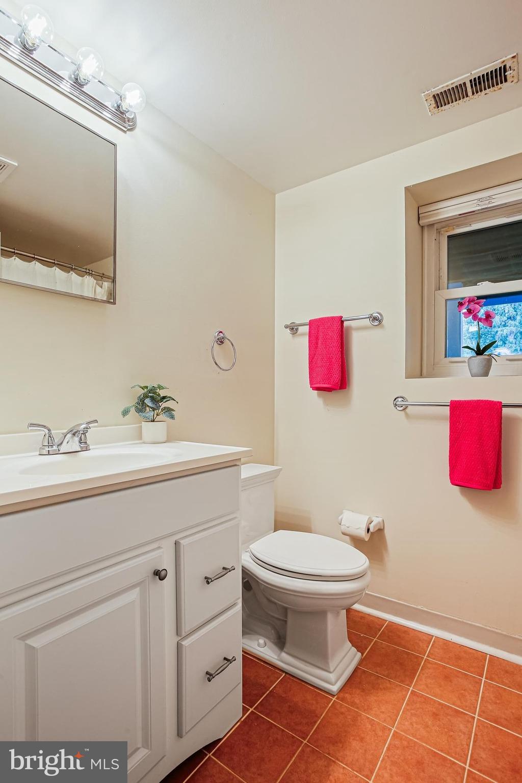 RUXTON - Residential