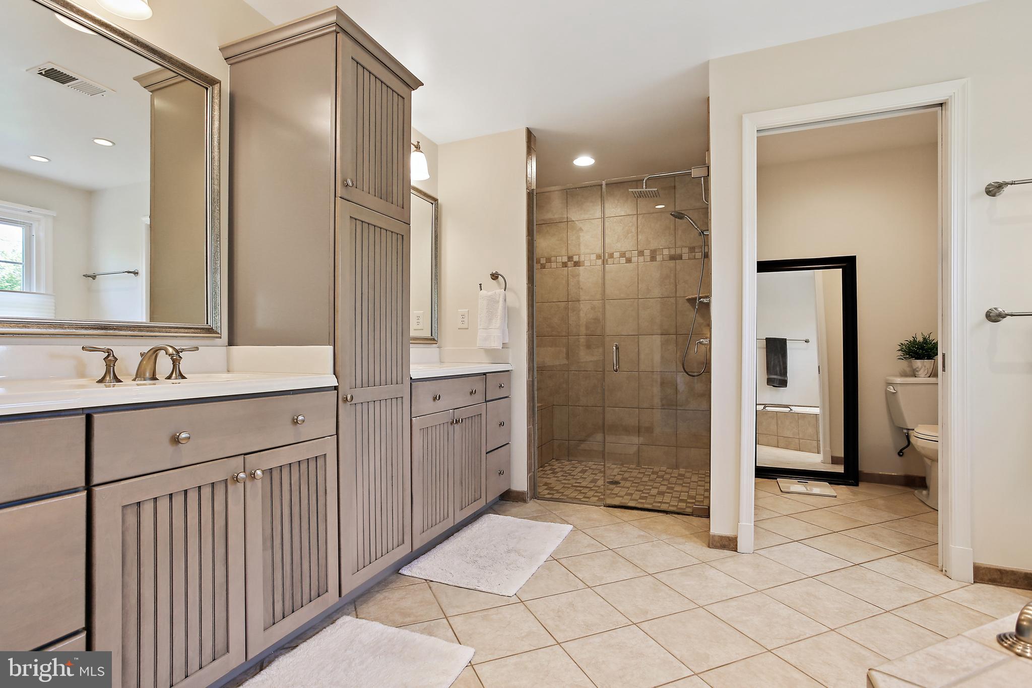 RUXTON - Residential