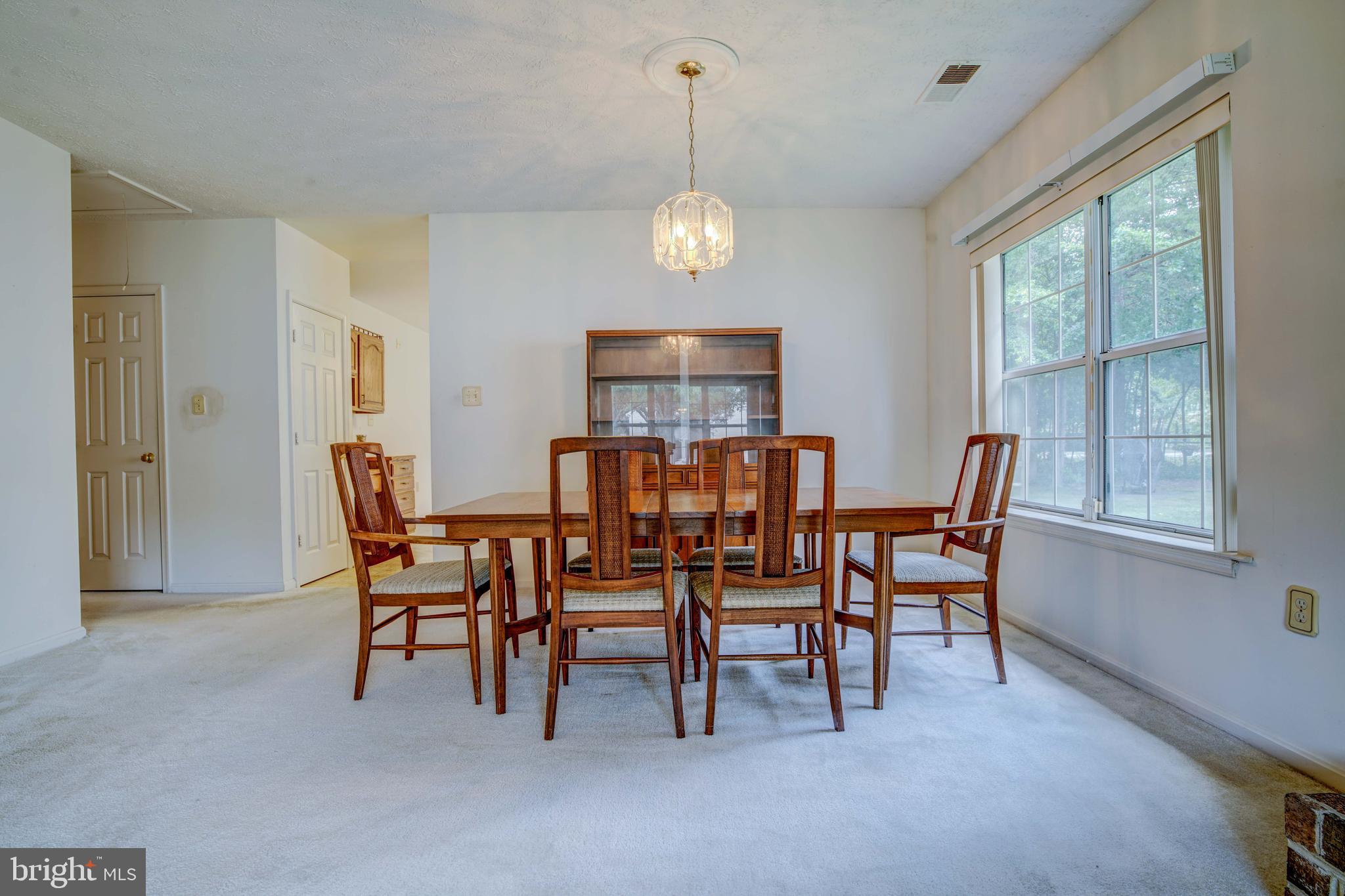 HAMPSHIRE - Residential