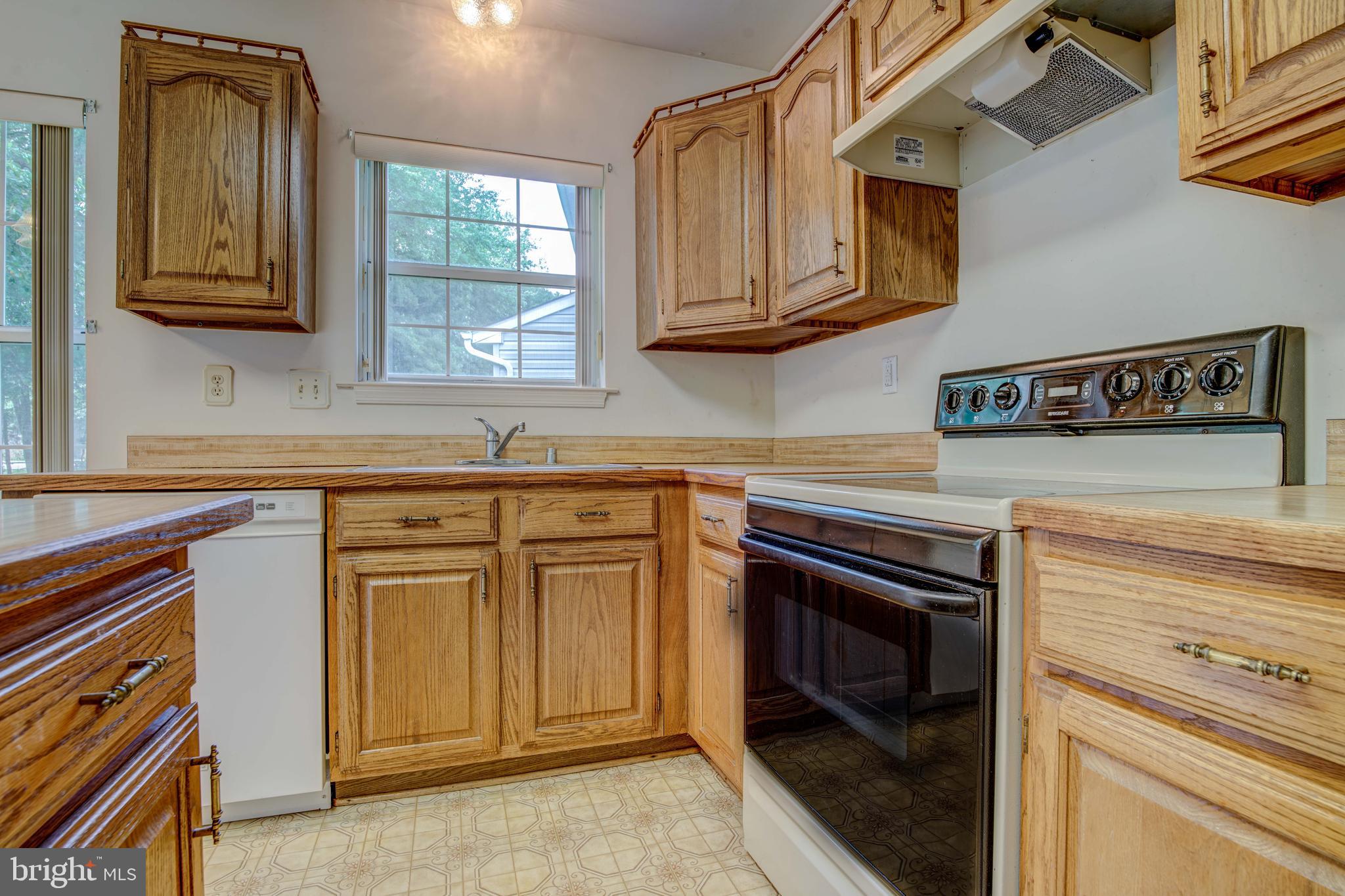 HAMPSHIRE - Residential