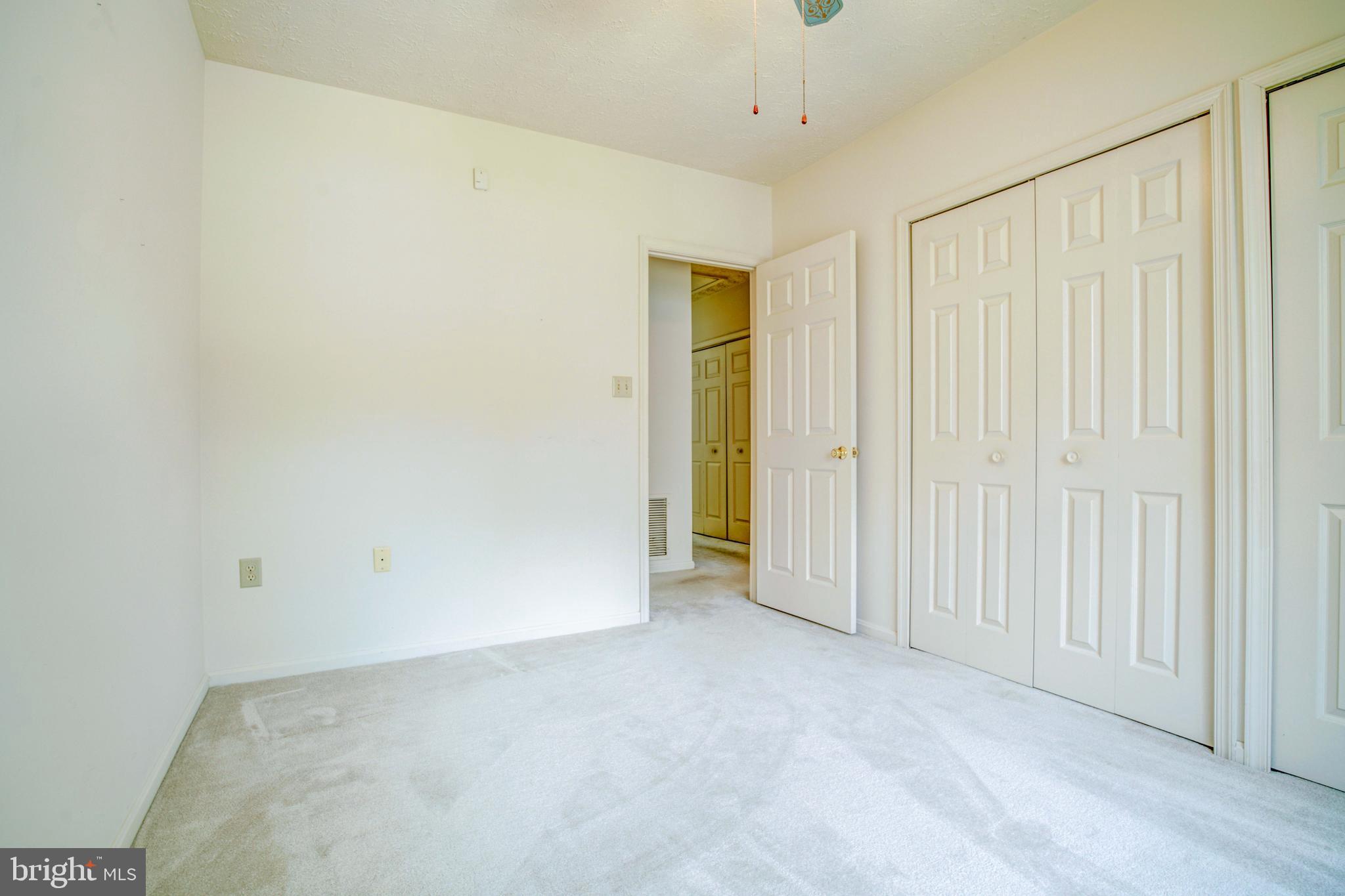 HAMPSHIRE - Residential