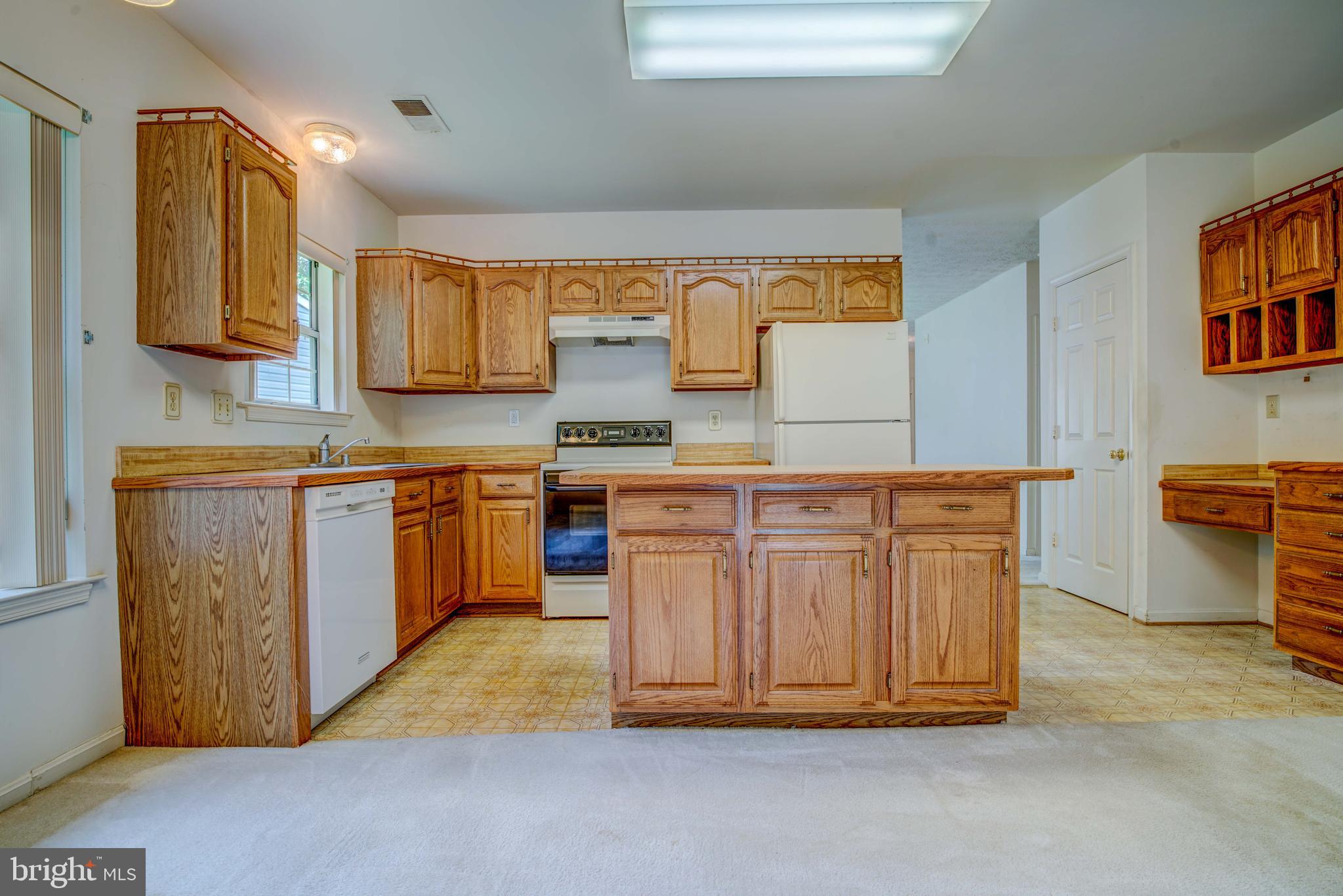 HAMPSHIRE - Residential