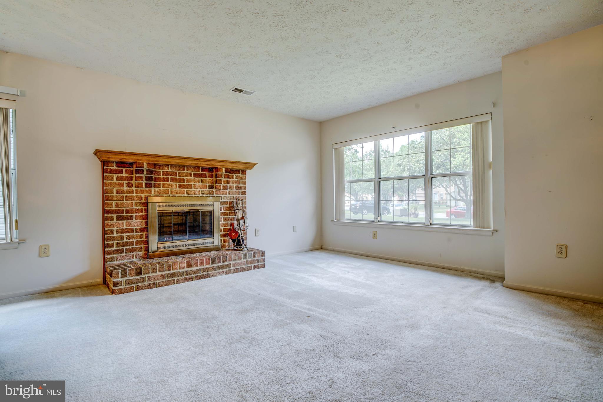 HAMPSHIRE - Residential