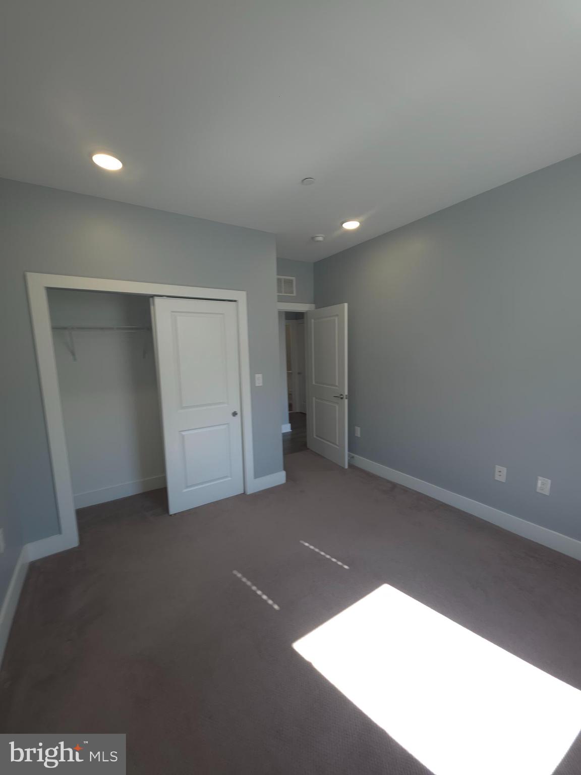 MANTUA - Residential Lease