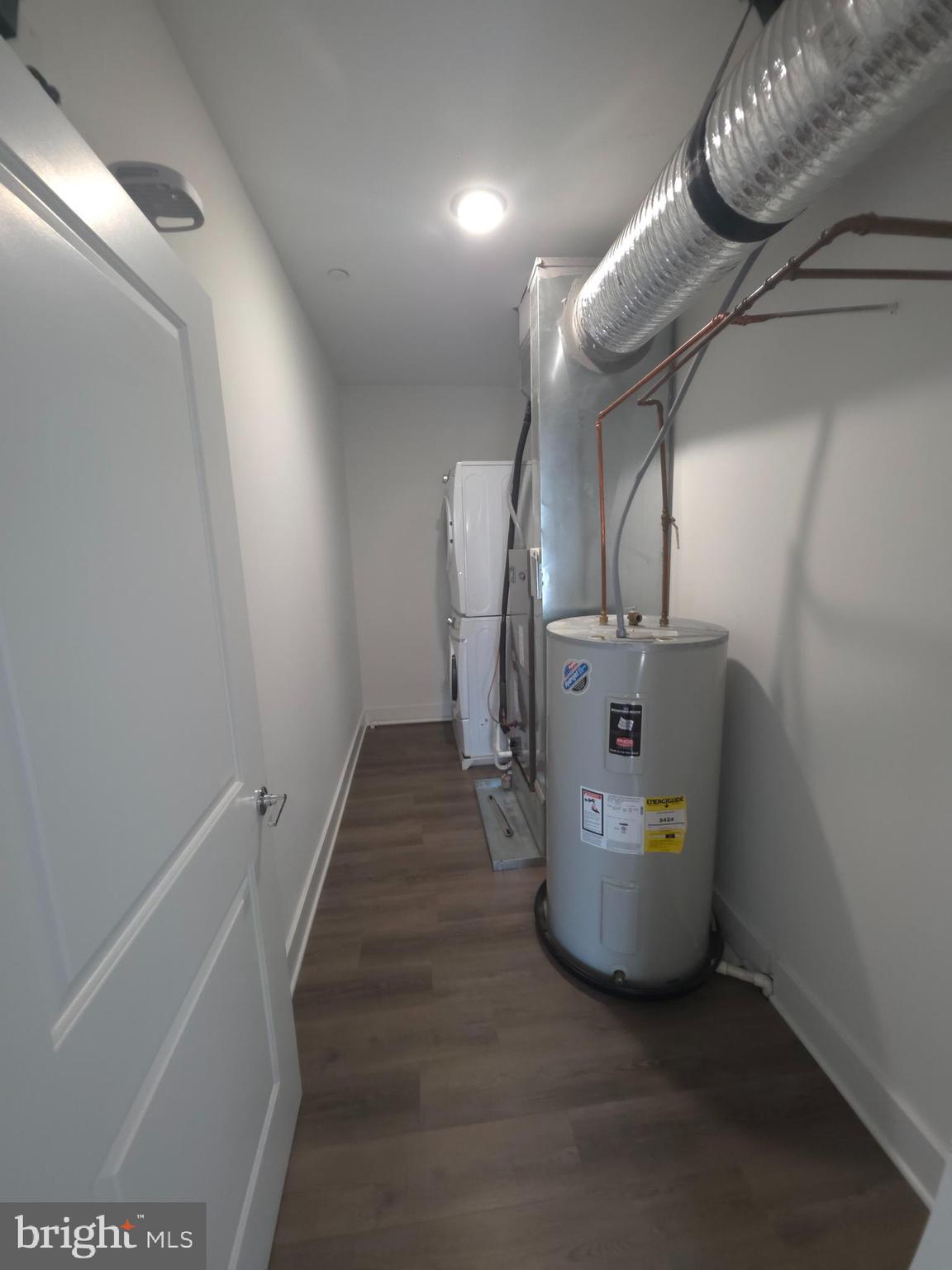 MANTUA - Residential Lease