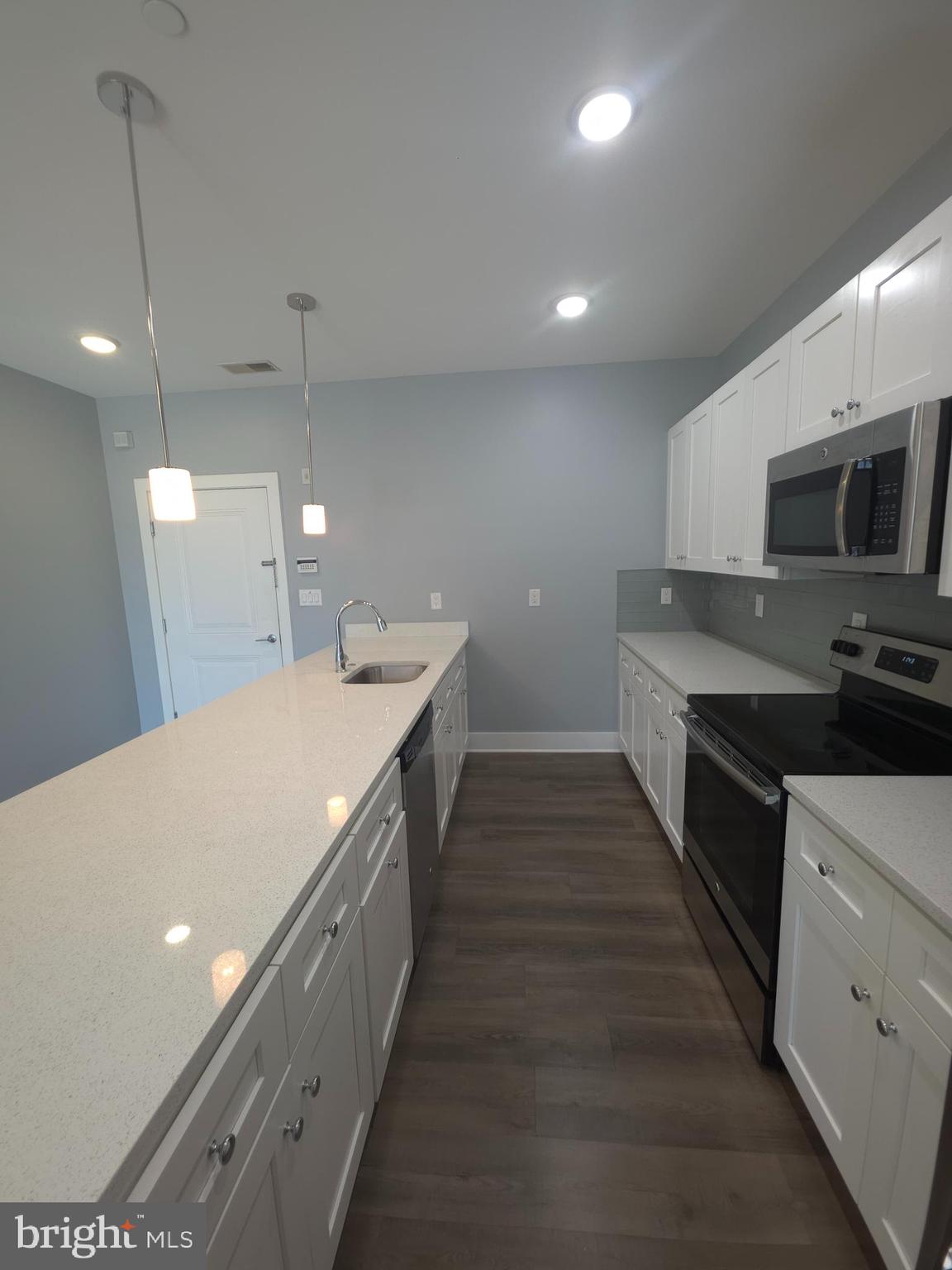 MANTUA - Residential Lease