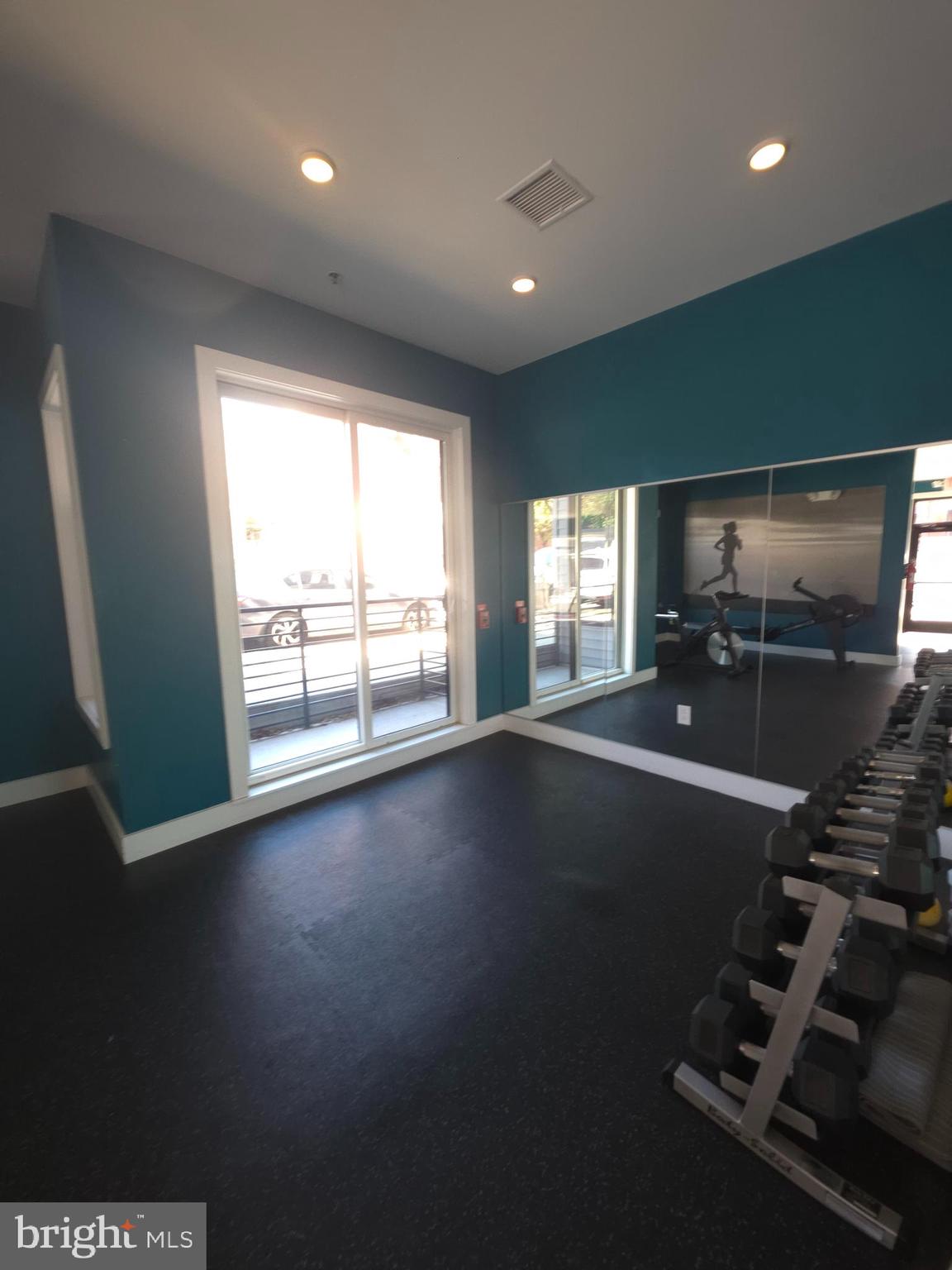 MANTUA - Residential Lease