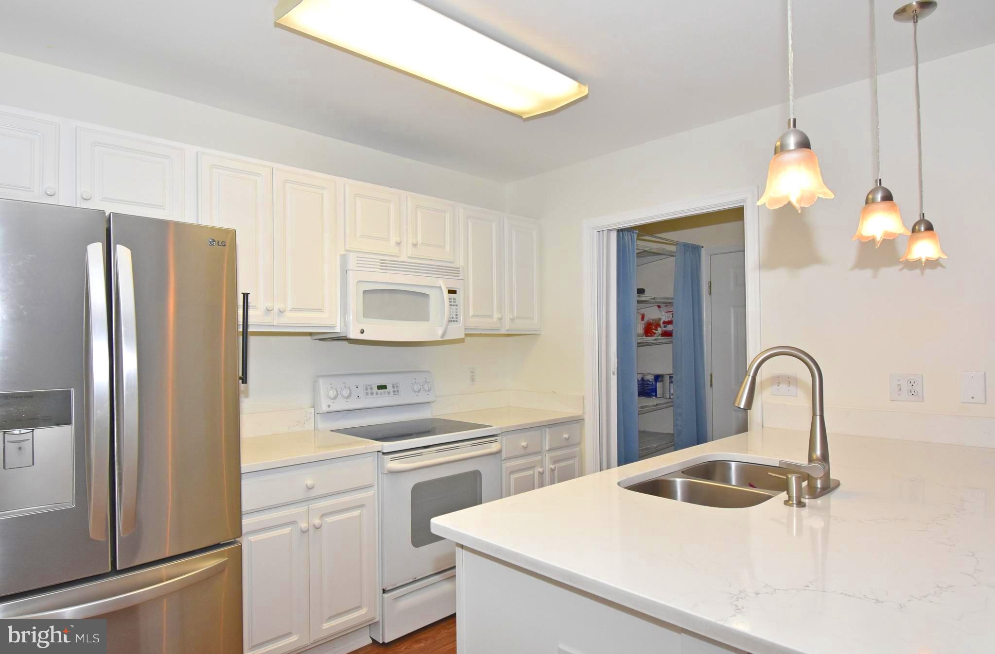 AVALON RETIREMENT COMM - Residential