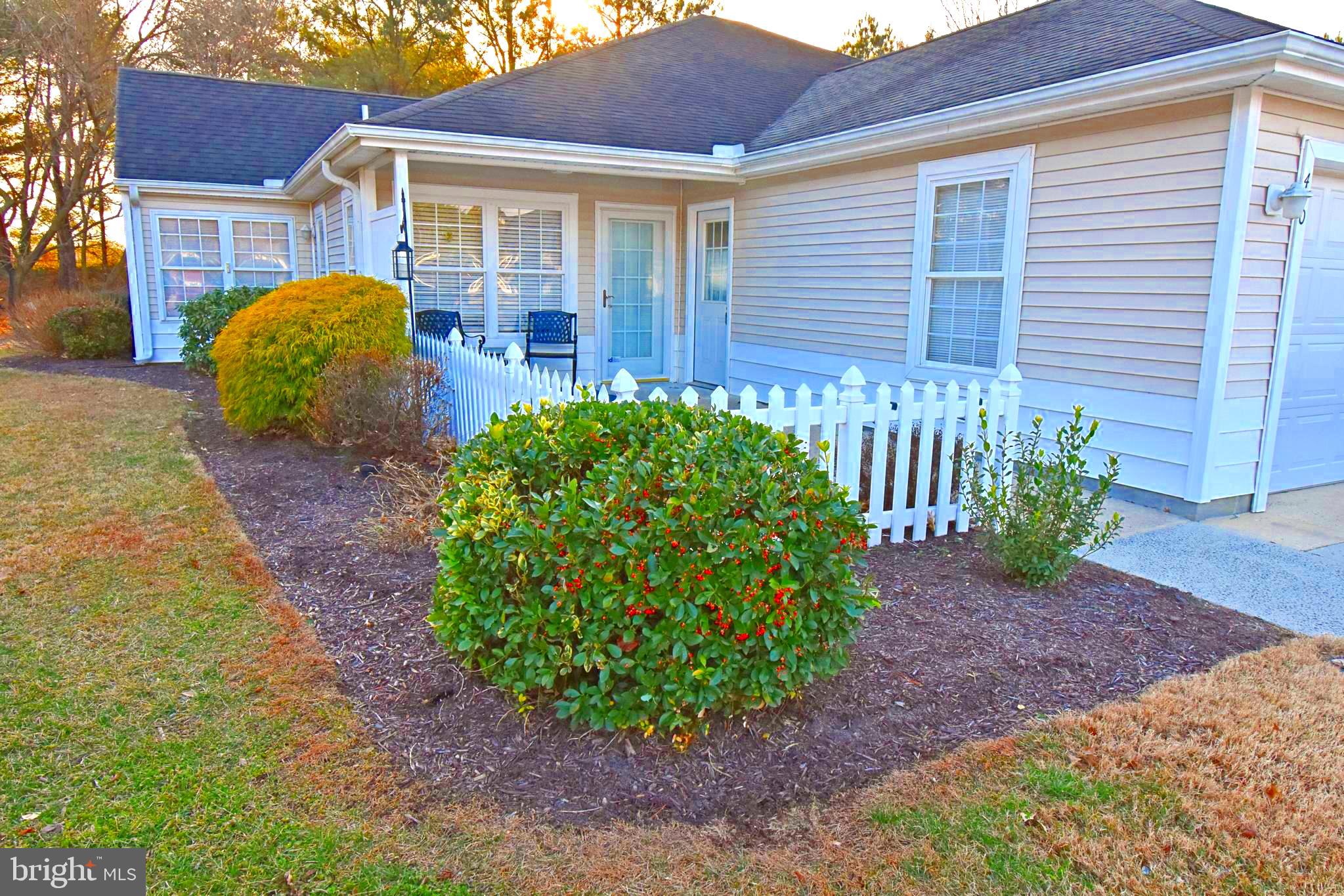 AVALON RETIREMENT COMM - Residential