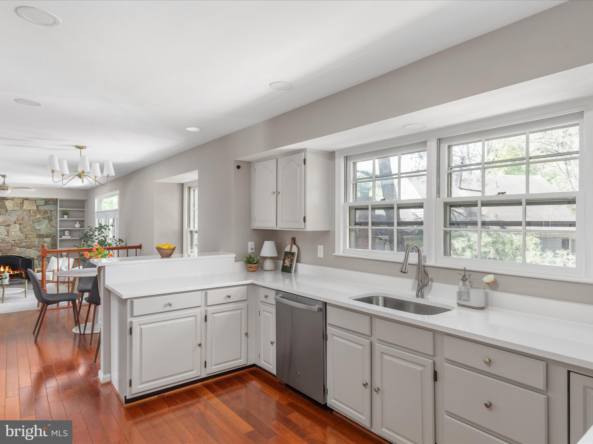 BURKEWOOD GLENN - Residential