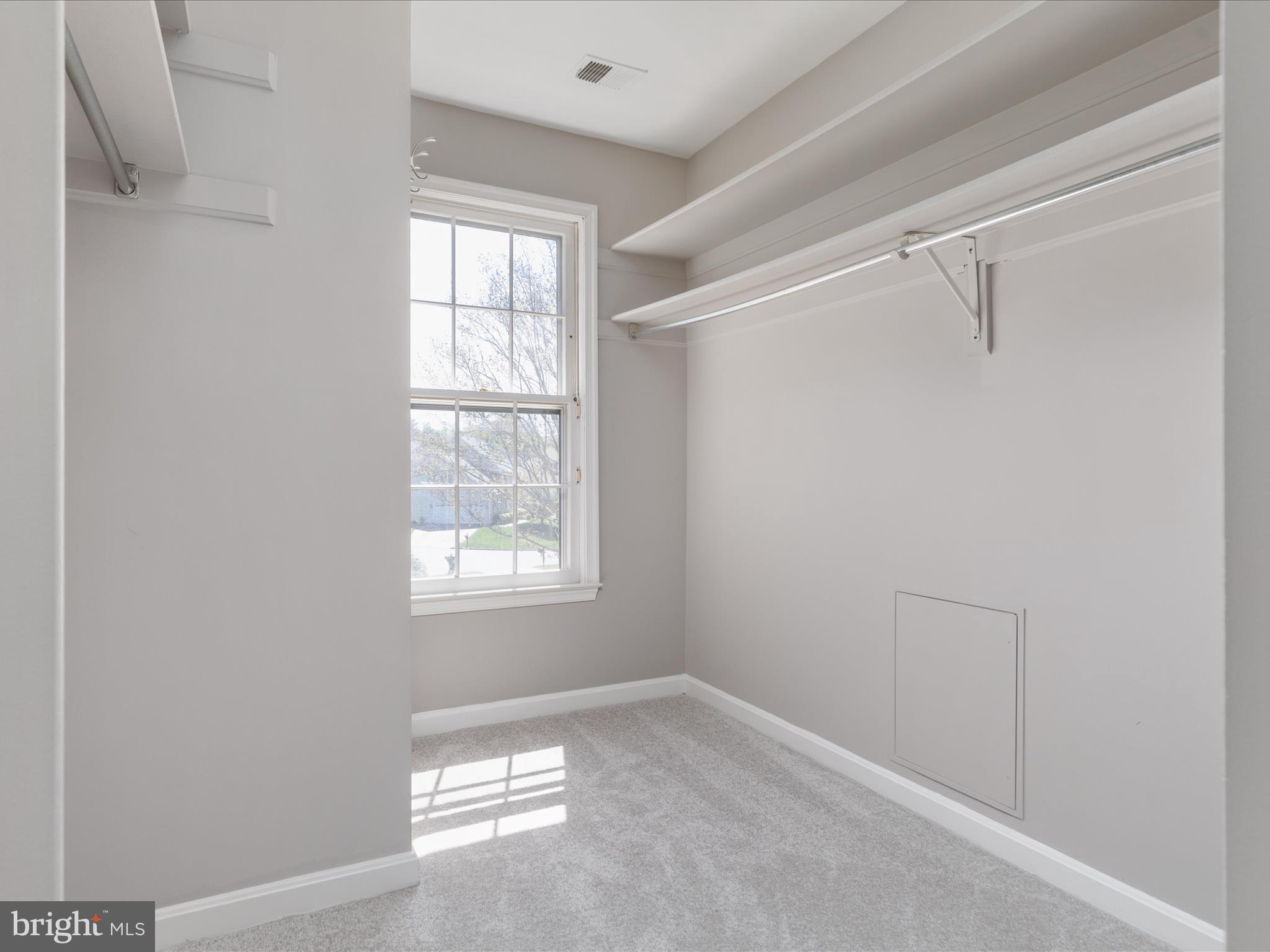 BURKEWOOD GLENN - Residential