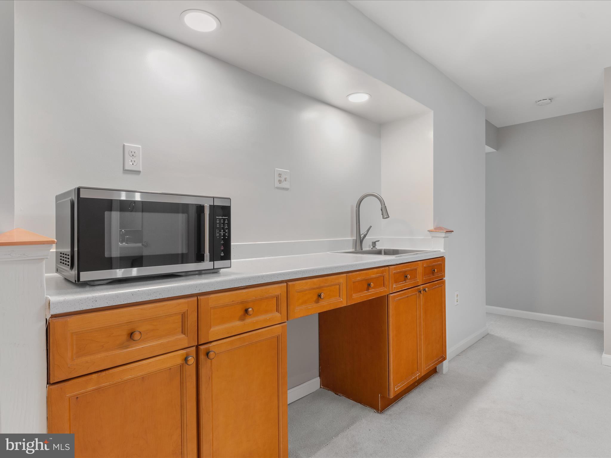 BURKEWOOD GLENN - Residential