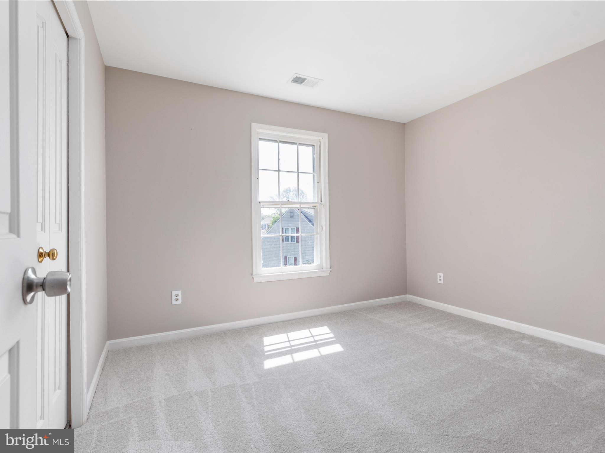 BURKEWOOD GLENN - Residential