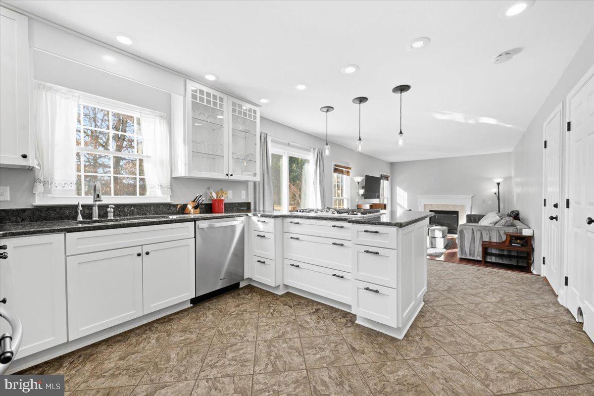 GREENHILL CROSSING - Residential